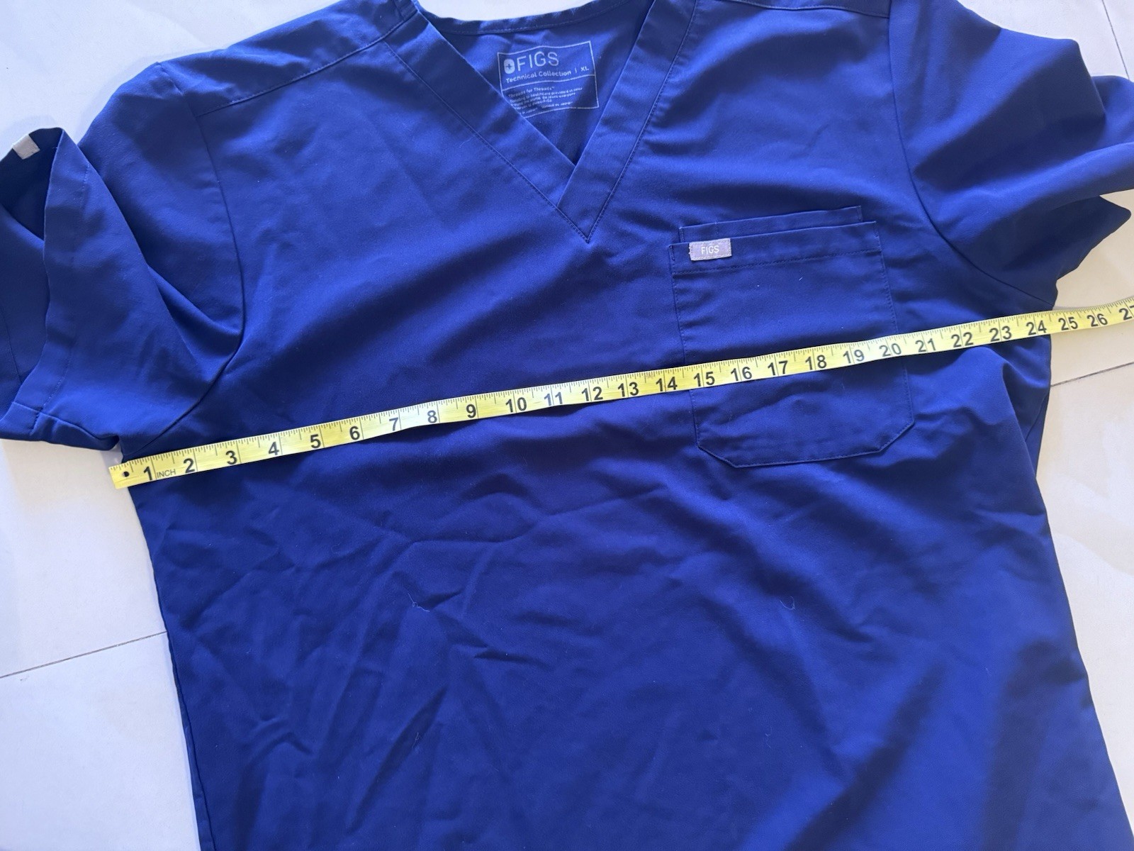 Figs Technical Collection Blue Scrub Nurse Top Women’s Navy Blue Size XL