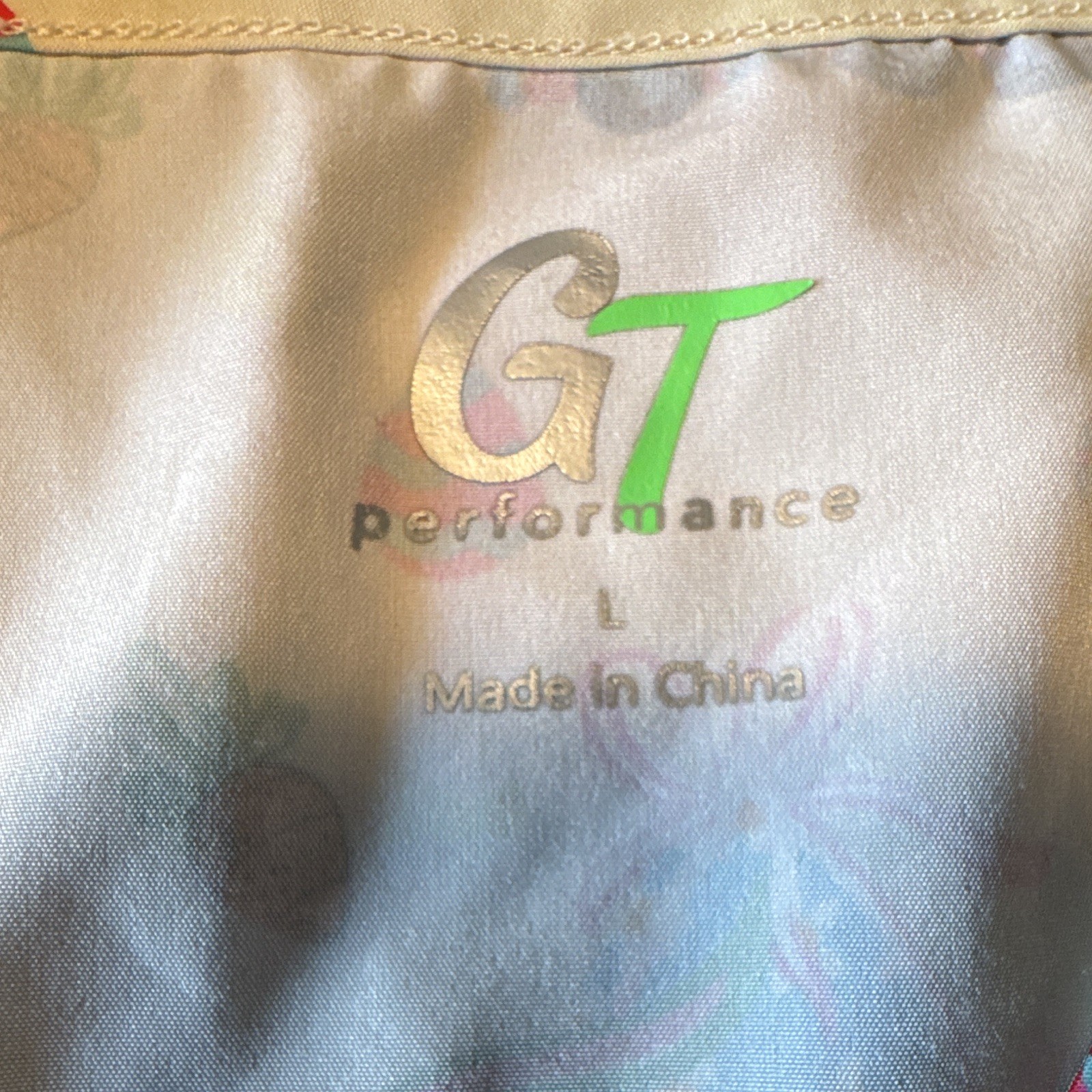 GT Performance Women’s L V-Neck Short Sleeve Scrub Top Multicolor Easter Print