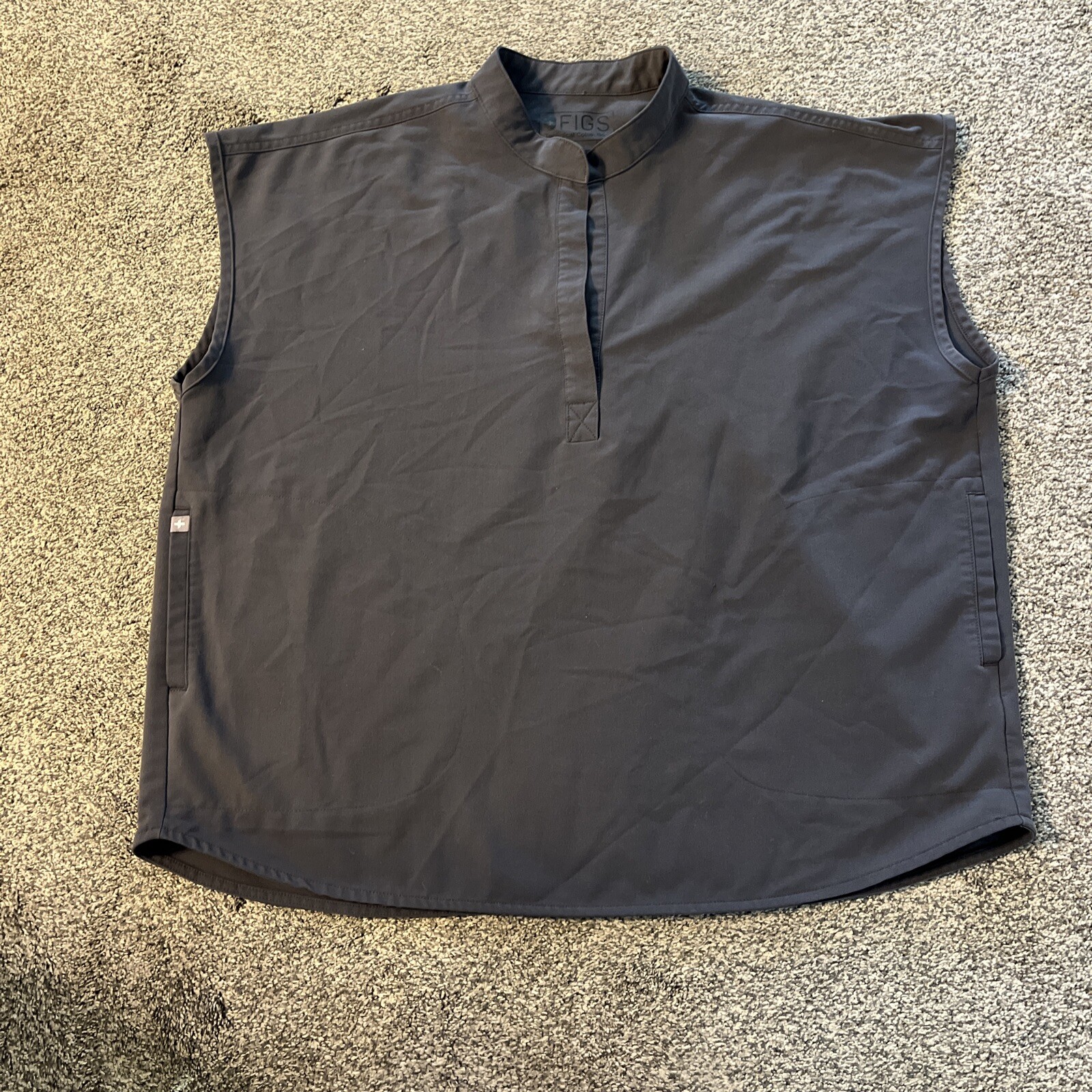 Figs Scrub Shirt Womens L Rafaela Oversized Top Gray Pockets WXXSW1003 Work