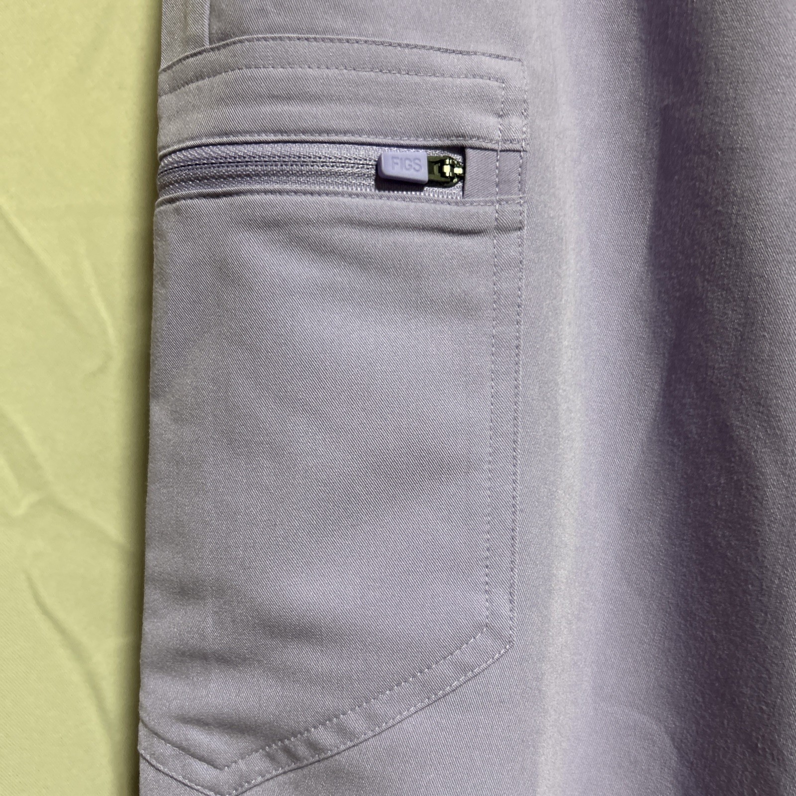 NWT FIGS Zamora Jogger High Waisted Scrub Pants Lavender Yoga Waist Stretch XL