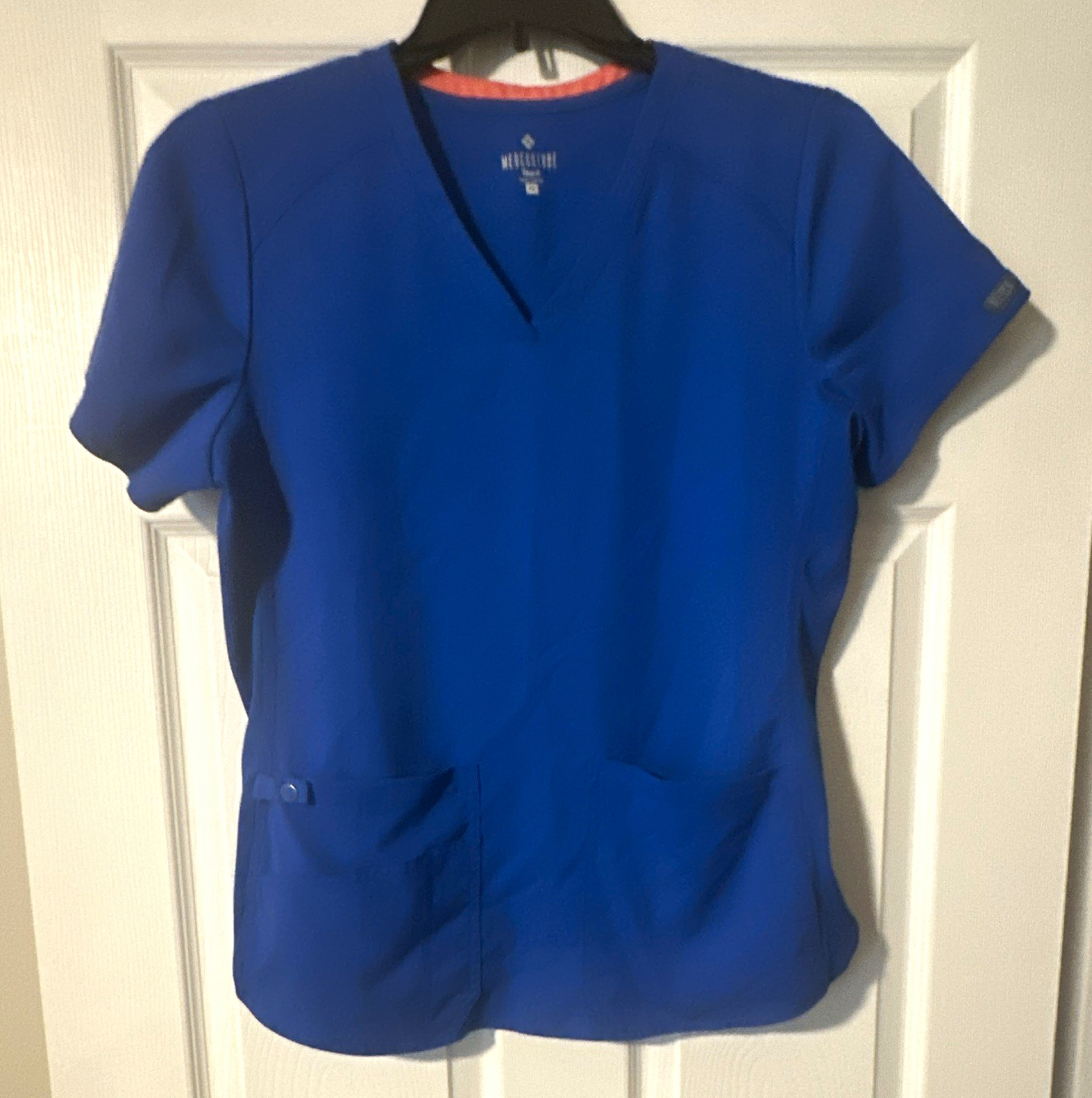 Med Couture Women’s Blue Solid Scrub Set M V-Neck Top & Pants
