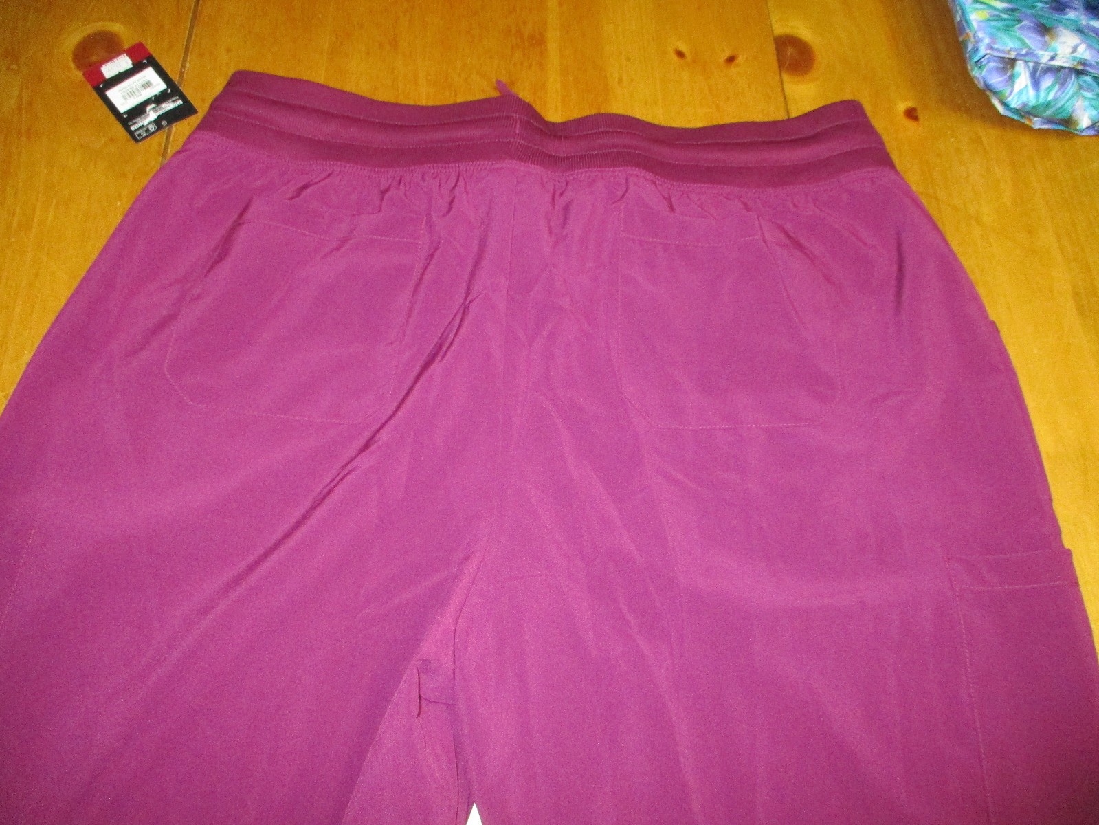 NWT Dickies Women’s Jogger Scrub Pants,Wine Color,4-Way Stretch,Sz 2 XL,29″ In