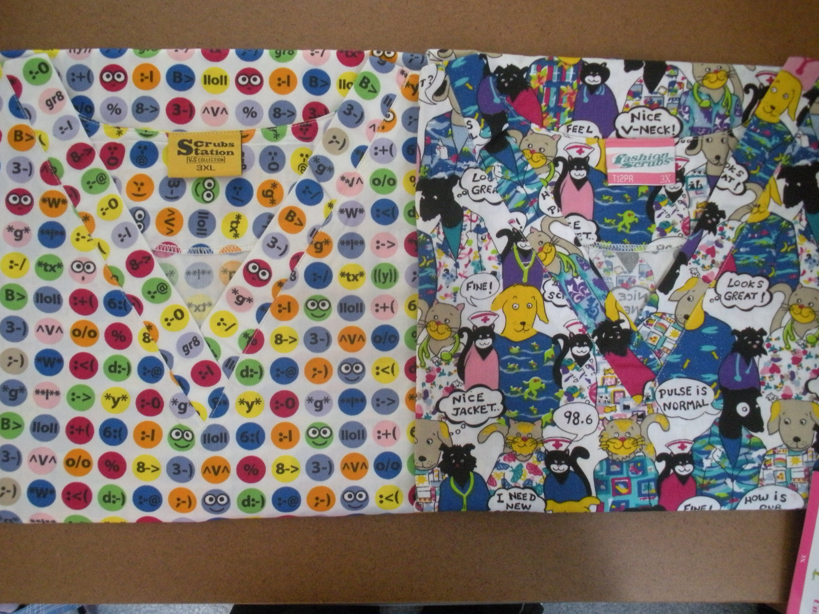 New Nursing Print Tops, 2-Pocket, V- Neck,