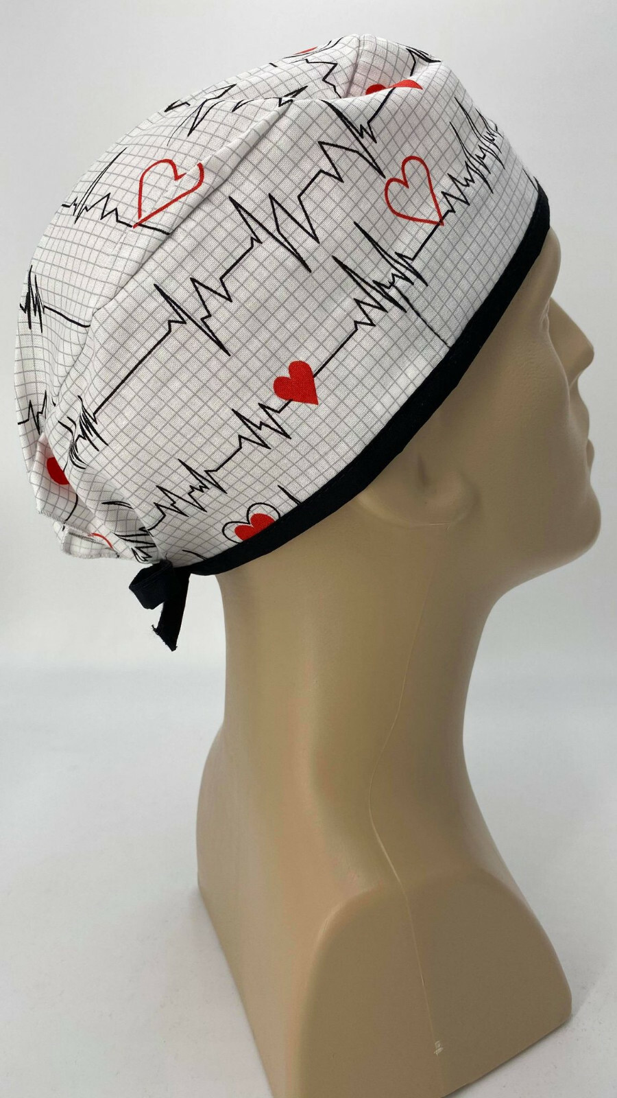 Scrub Cap Nurse Scrubs Hat Nursing Doctor Surgical Cardiologist, White w/ Hearts