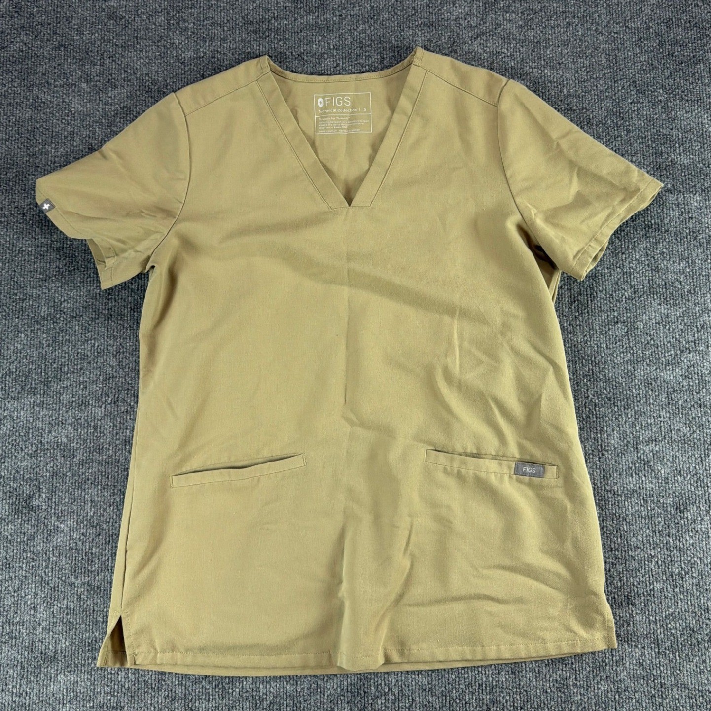 FIGS Casma Scrub Top Womens Small Tan Khaki V-Neck 3-Pocket Medical Uniform