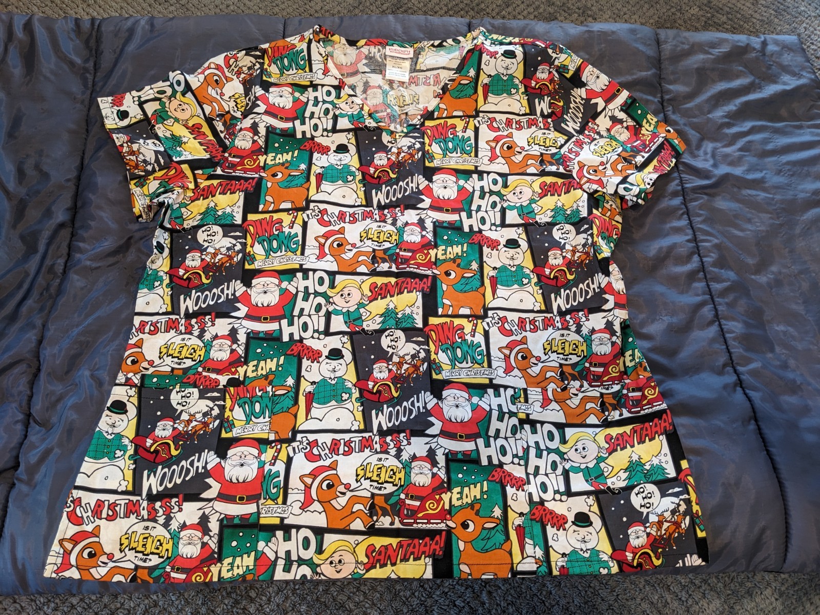 Holiday Nursing Medical Scrub Top Size XL The Rudolph Co. Rudolph Santa
