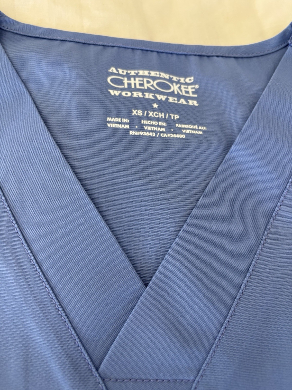 Cherokee Workwear Women Scrub Set XS Blue V-Neck Top and Pants WW530C