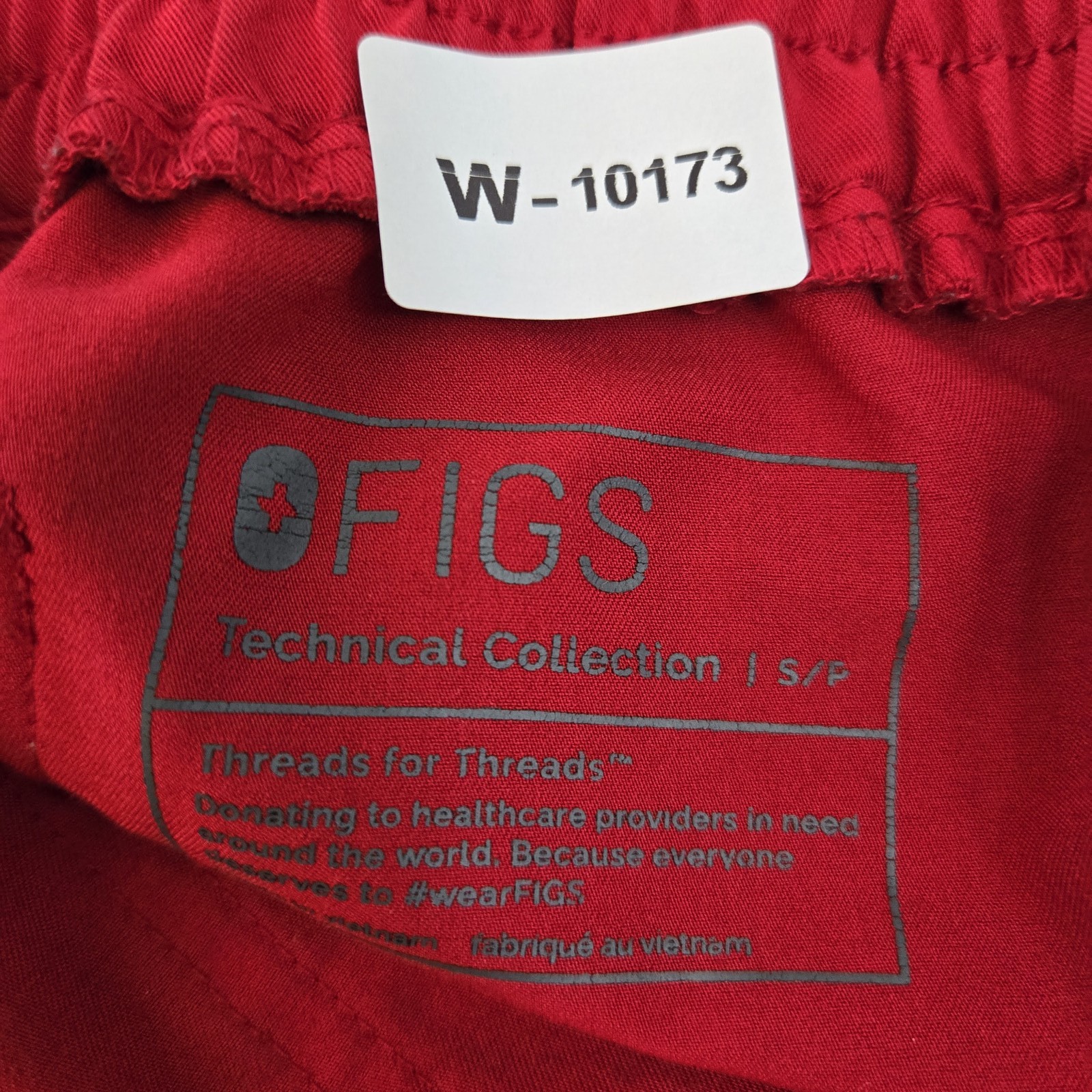 FIGS Women Scrub Pants S Red Yola Slim Straight Cargo Drawstring 28″ Inseam