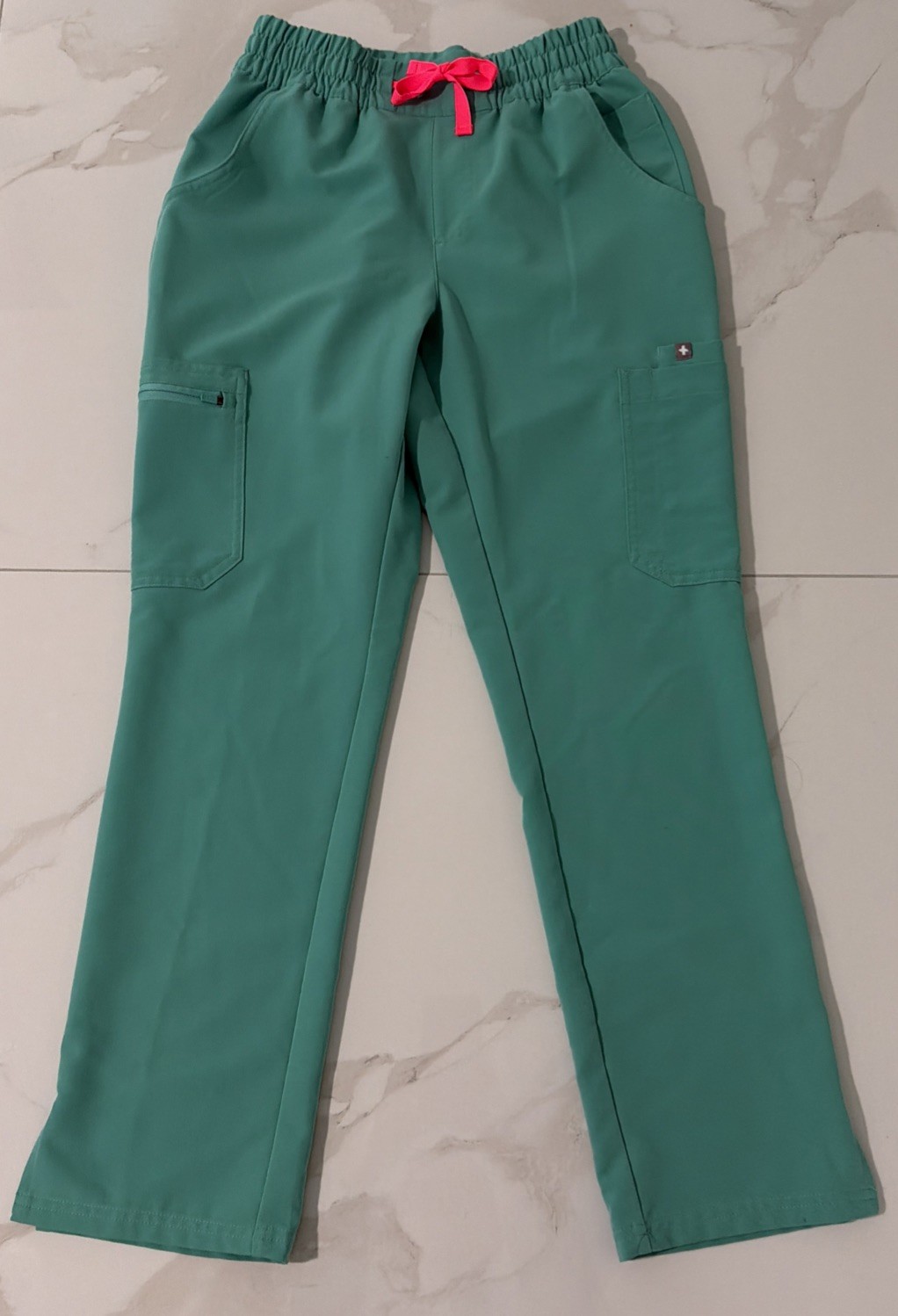 FIGS Women’s Surgical Green With Hot Pink Limited Edition Size XS Petite