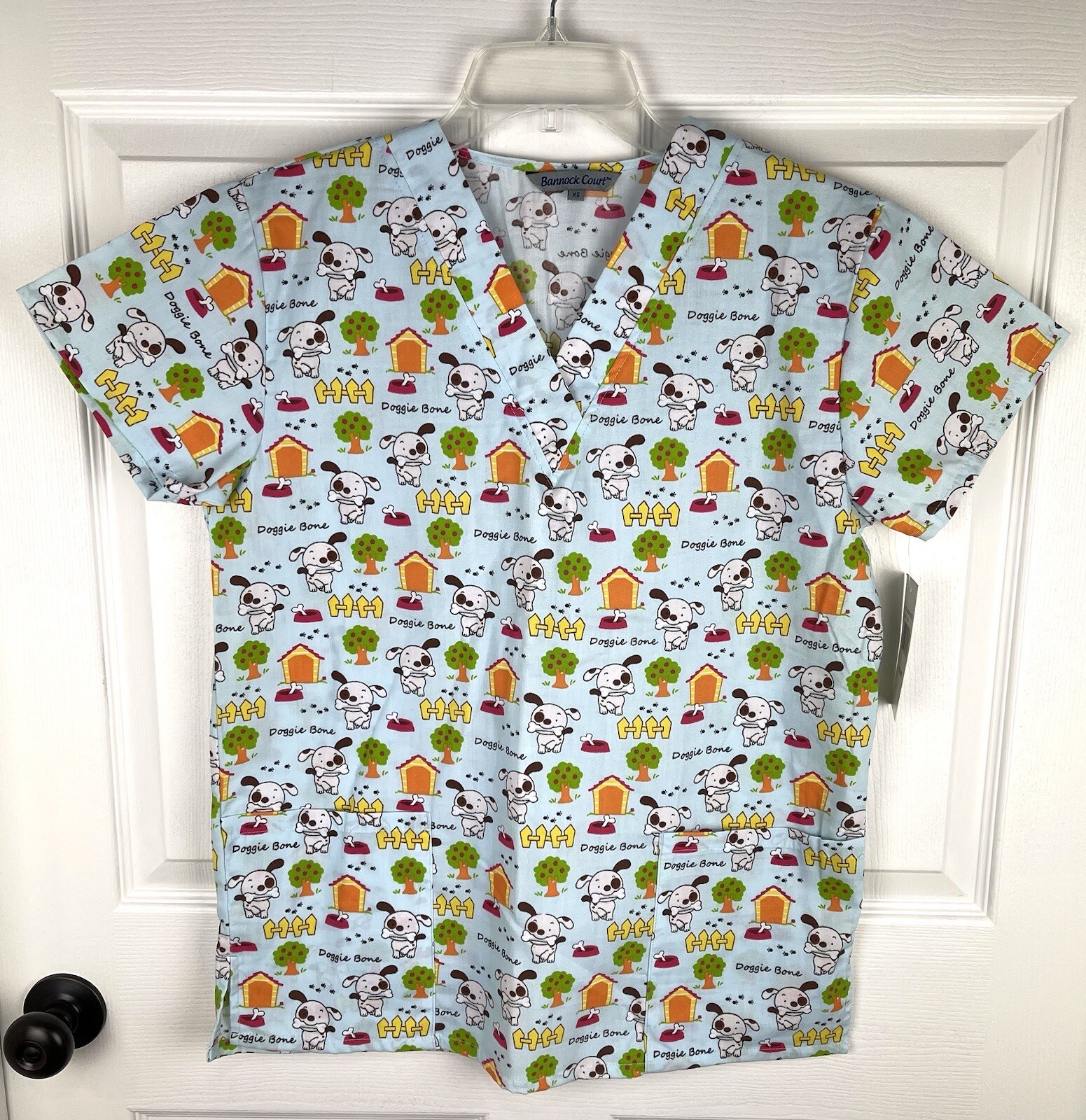 Bannock Court Scrub Top With Dogs Size XS
