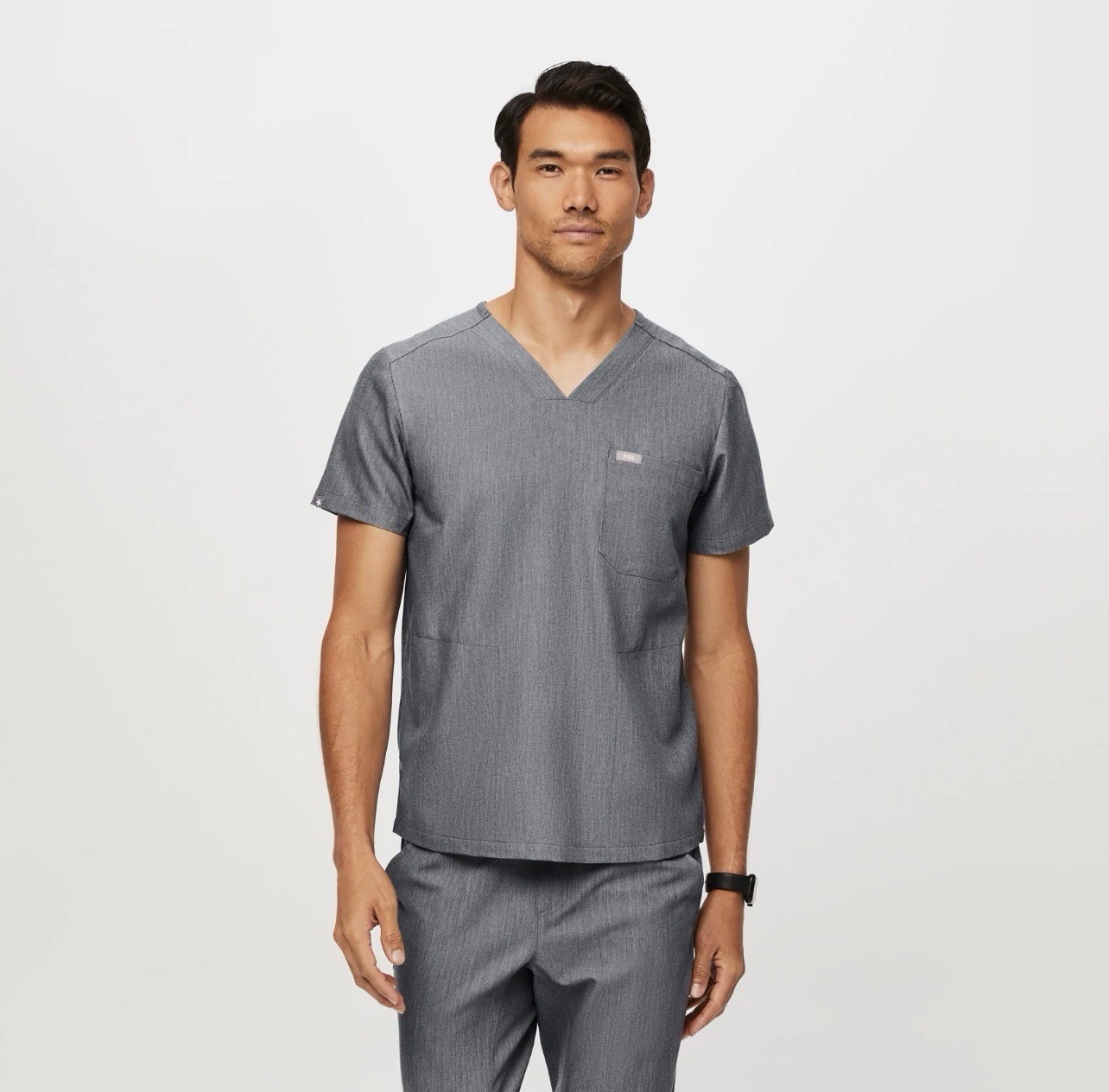 FIGS Men’s Gray Solid V-Neck Short Sleeve Scrub Top w/ Chest Pocket Size L