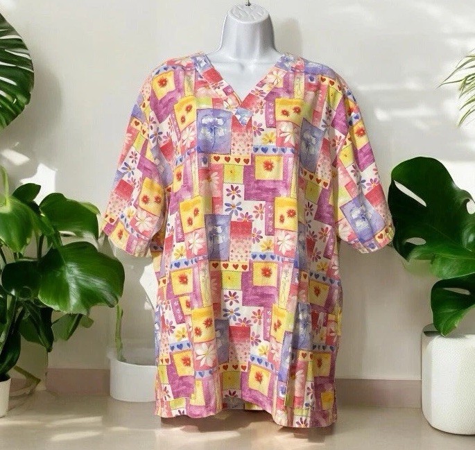 Women Barco Uniforms Pink Floral/Check Design Short Sleeve Pullover Scrub Top XL