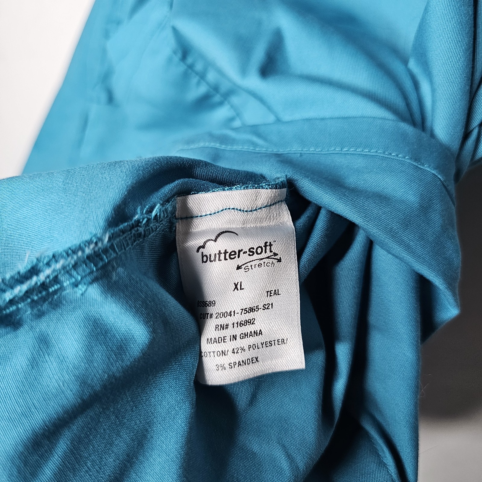 Butter-Soft Scrub Top Womens XL Solid Teal Turquoise Blue 4 Pockets Side Slits
