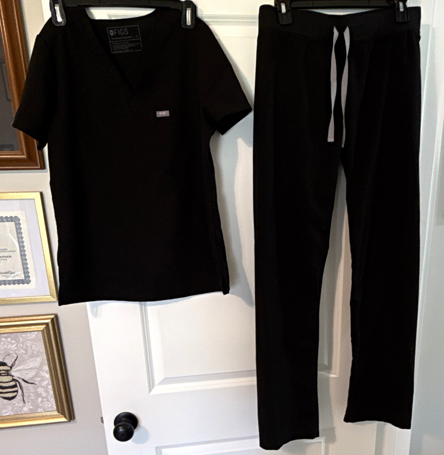 FIGS Technical Collection Unisex Black Solid Scrub Set Top & Pants Size S