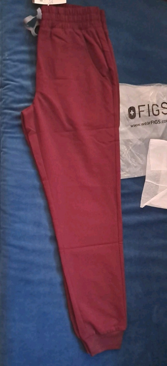 FIGS Women’s Burgundy Zamora Jogger Pants – size XS – NEW