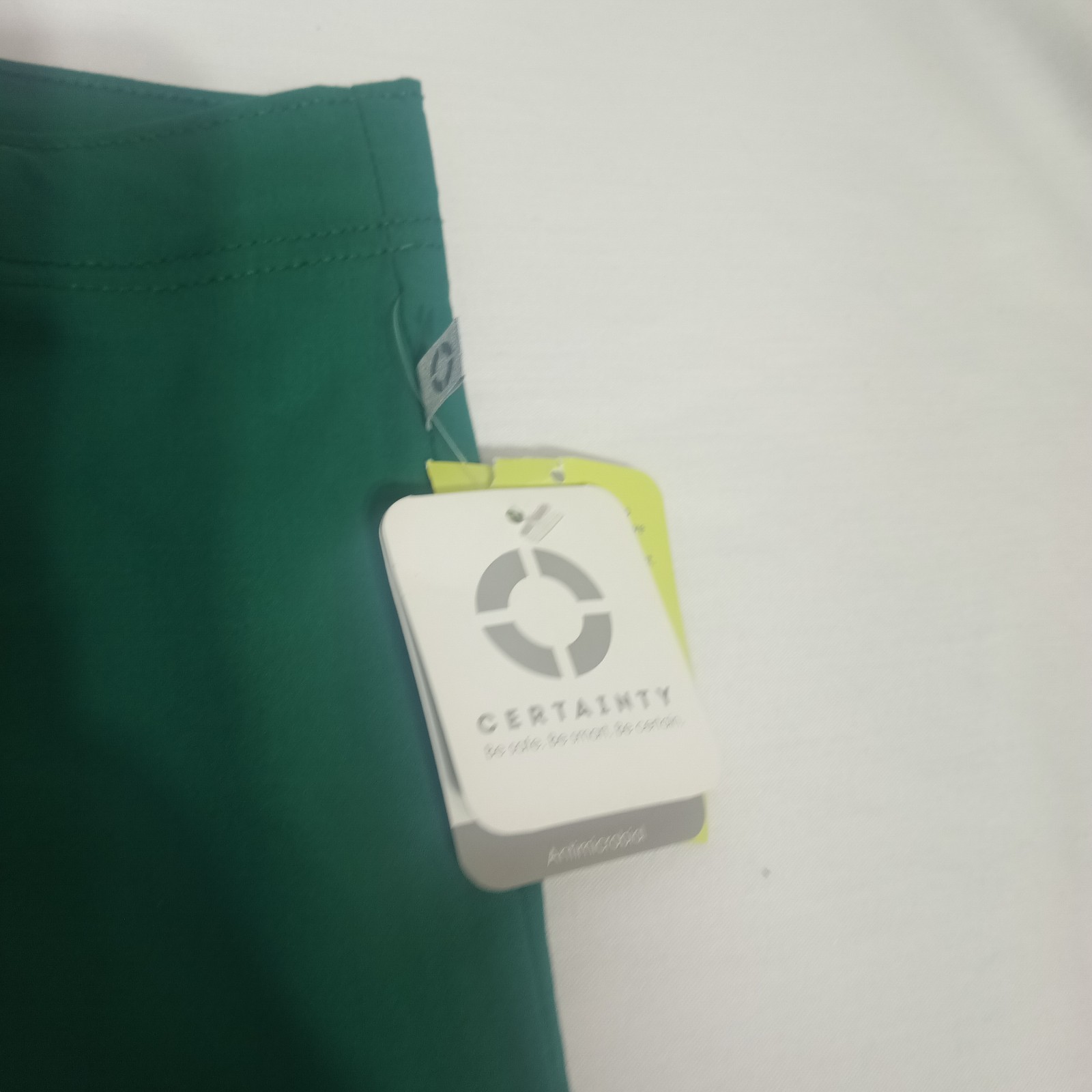 Code Happy Scrub Pants Hunter Green Men’s size Small Tall New NWTS