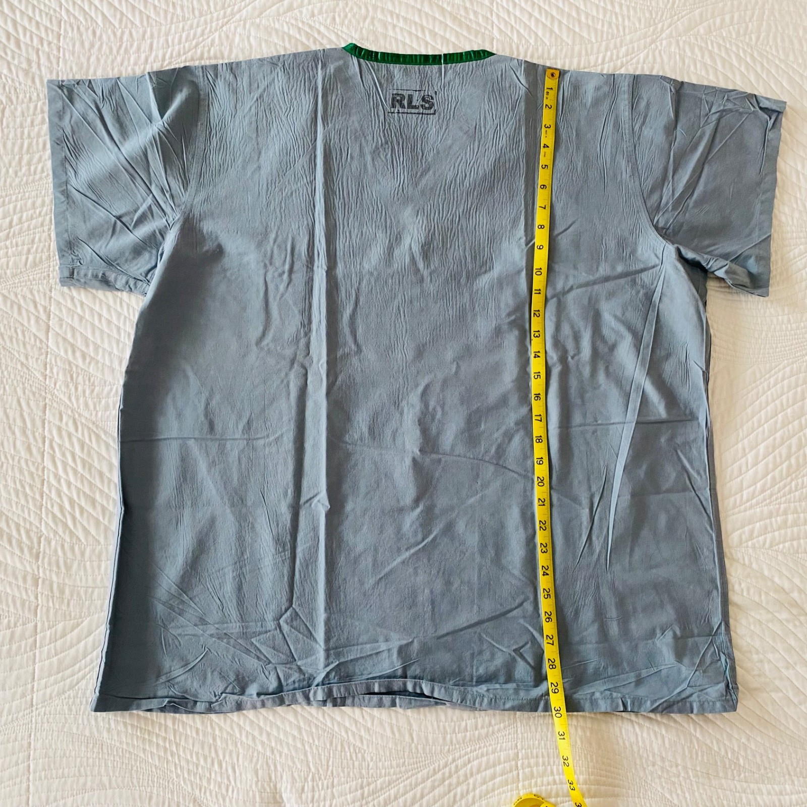 Scrub Set. XL Fashion Seal Healthcare Top and Bottom Hospital Scrubs