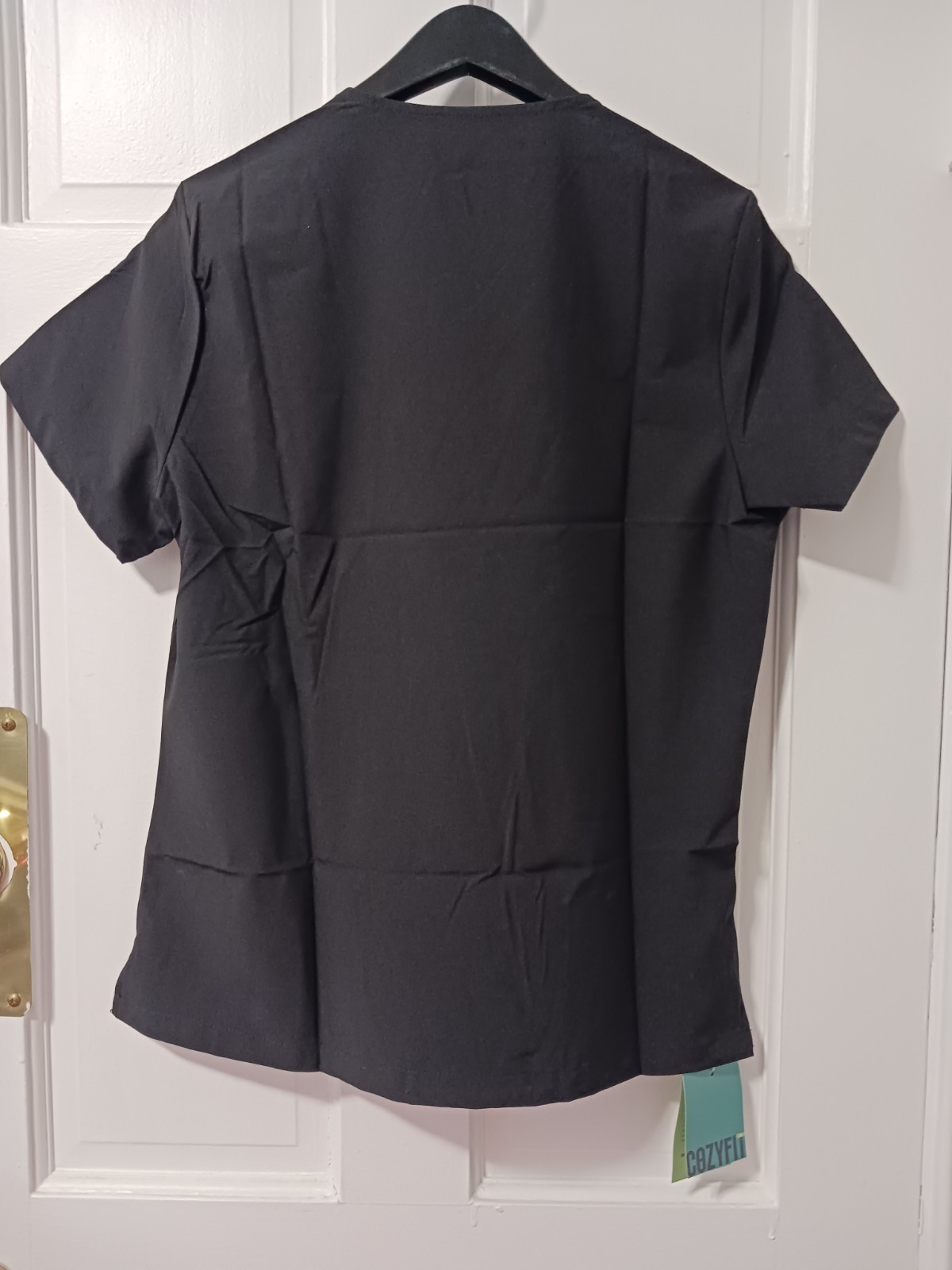 COZYFIT 5 Pocket !! Scrub Top Women’s Soft Stretch V-Neck Black Size Sm NWT