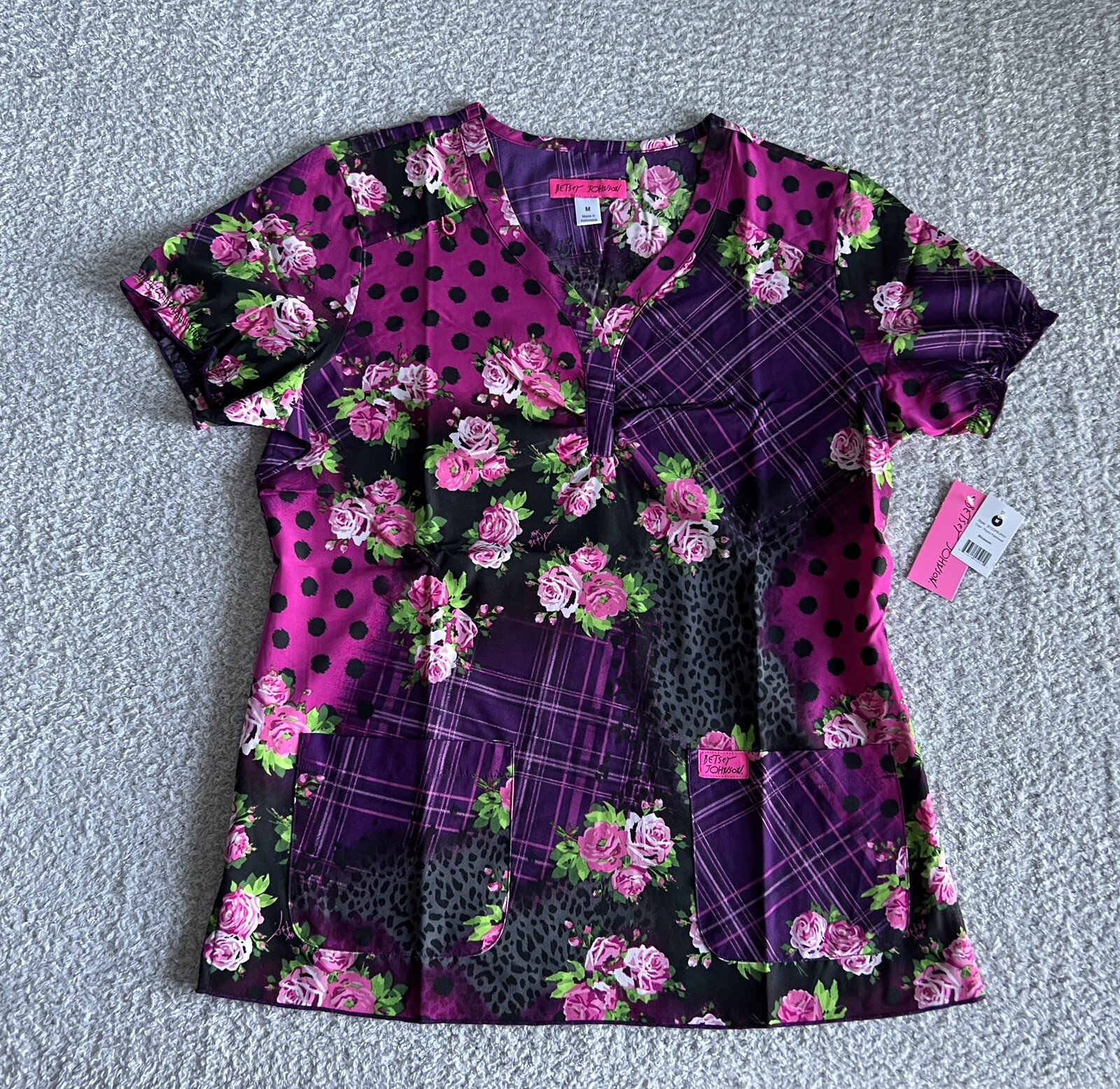 Koi Betsey Johnson Scrub Top Women’s Sz Medium Playful Patchwork Purple Nursing