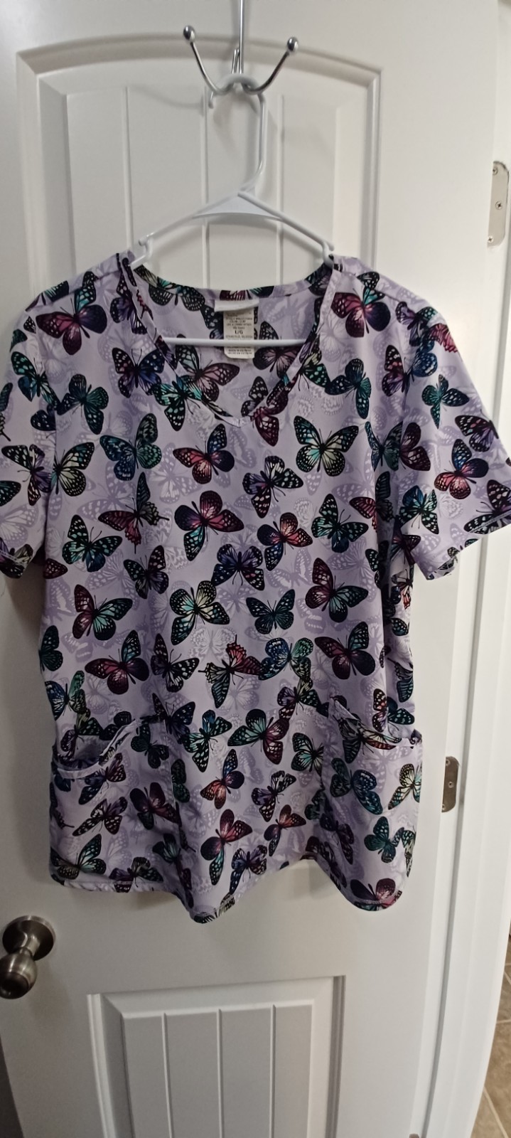 Scrubstar Scrub Top Women’s Butterflies V-Neck Size Large L purple