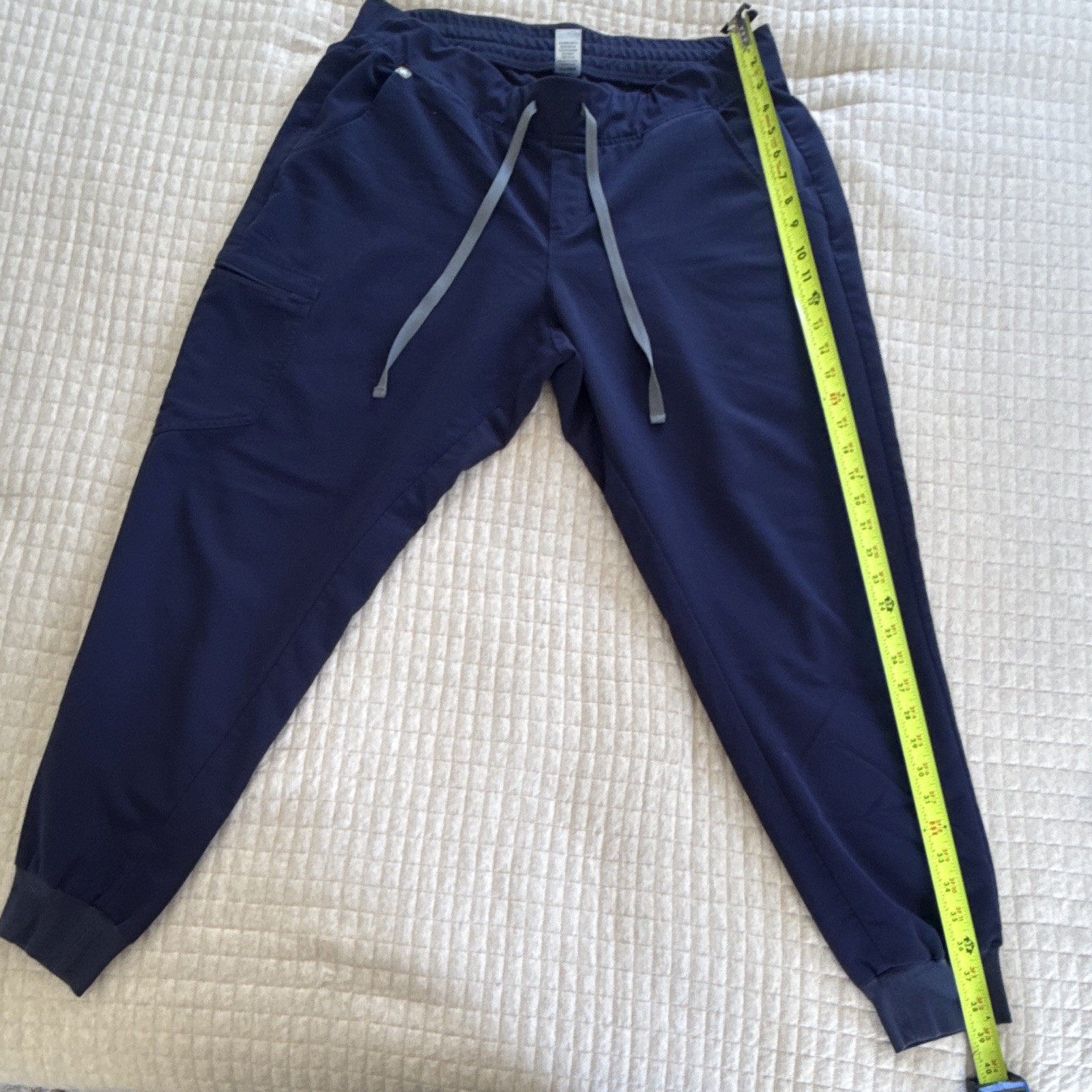 FIGS Women’s Technical Collection Navy V-Neck Scrub Set Jogger Pants Size XL