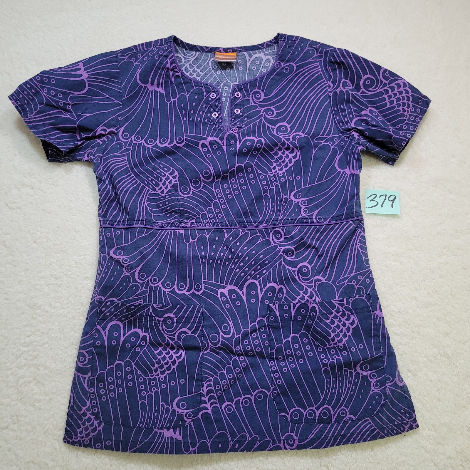 NRG By Barco Scrub Top Women’s XS Fitted Pockets Blue Purple Buttons Pre-owned