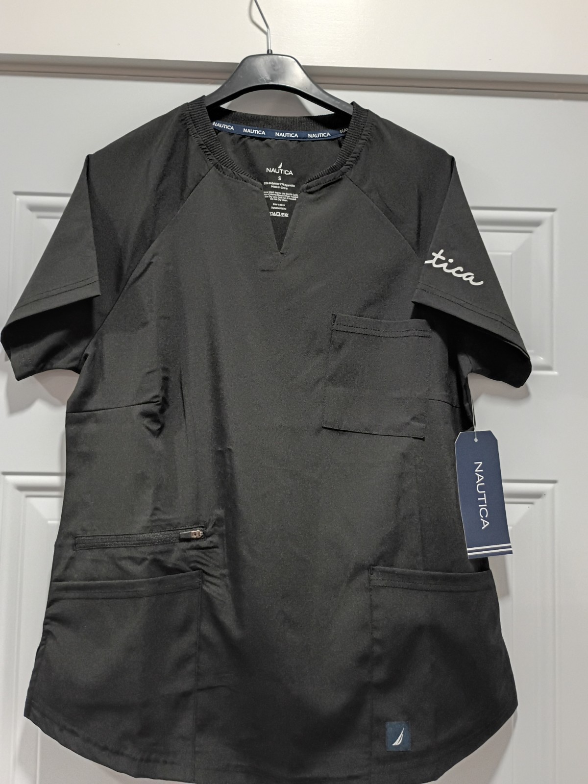 Nautica Women’s Scrub Top S Black Solid Polyester/Spandex Blend NU1167MA