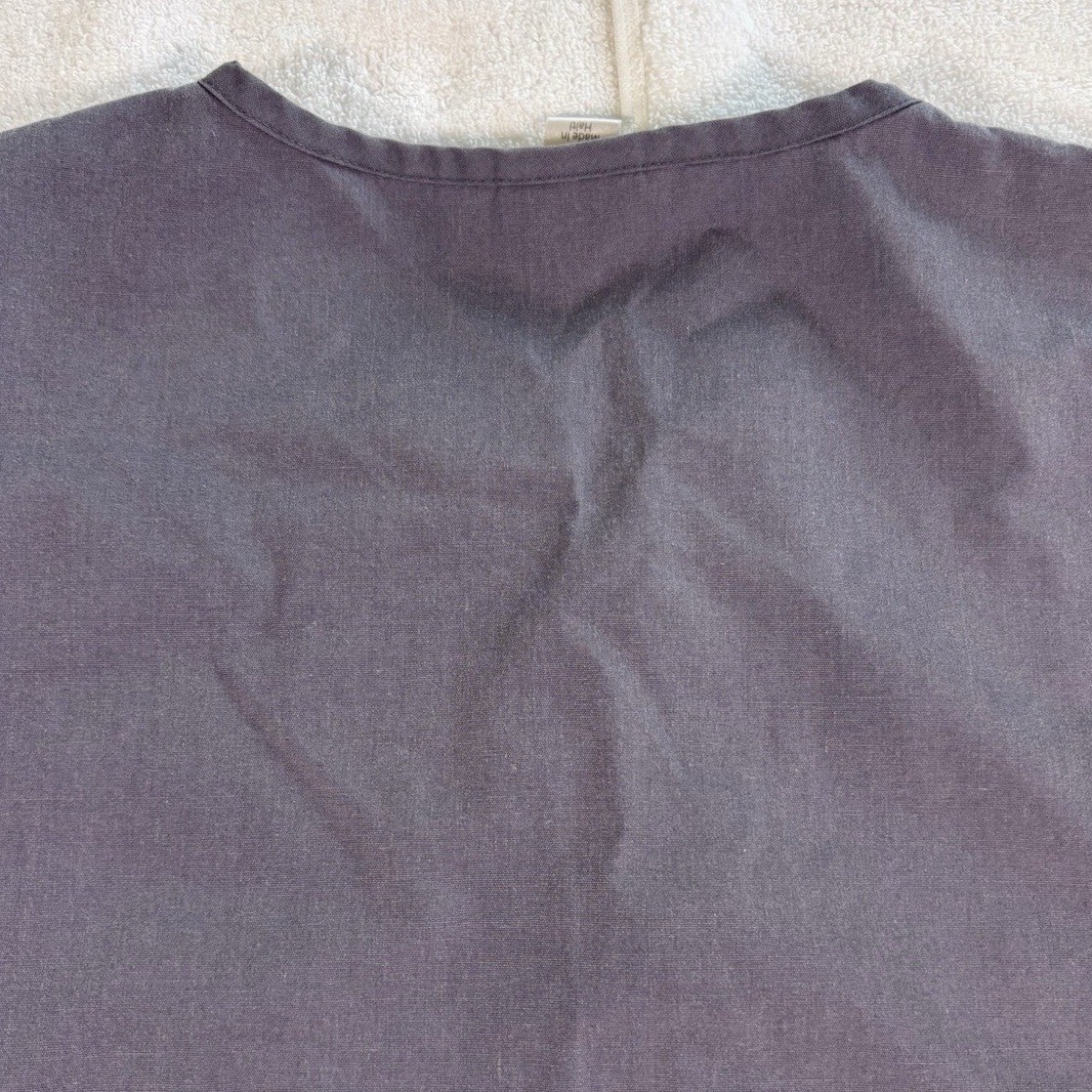 Wonder Wink Scrubs V-Neck Top Women L Gray Short Sleeve Chest Pocket Utility