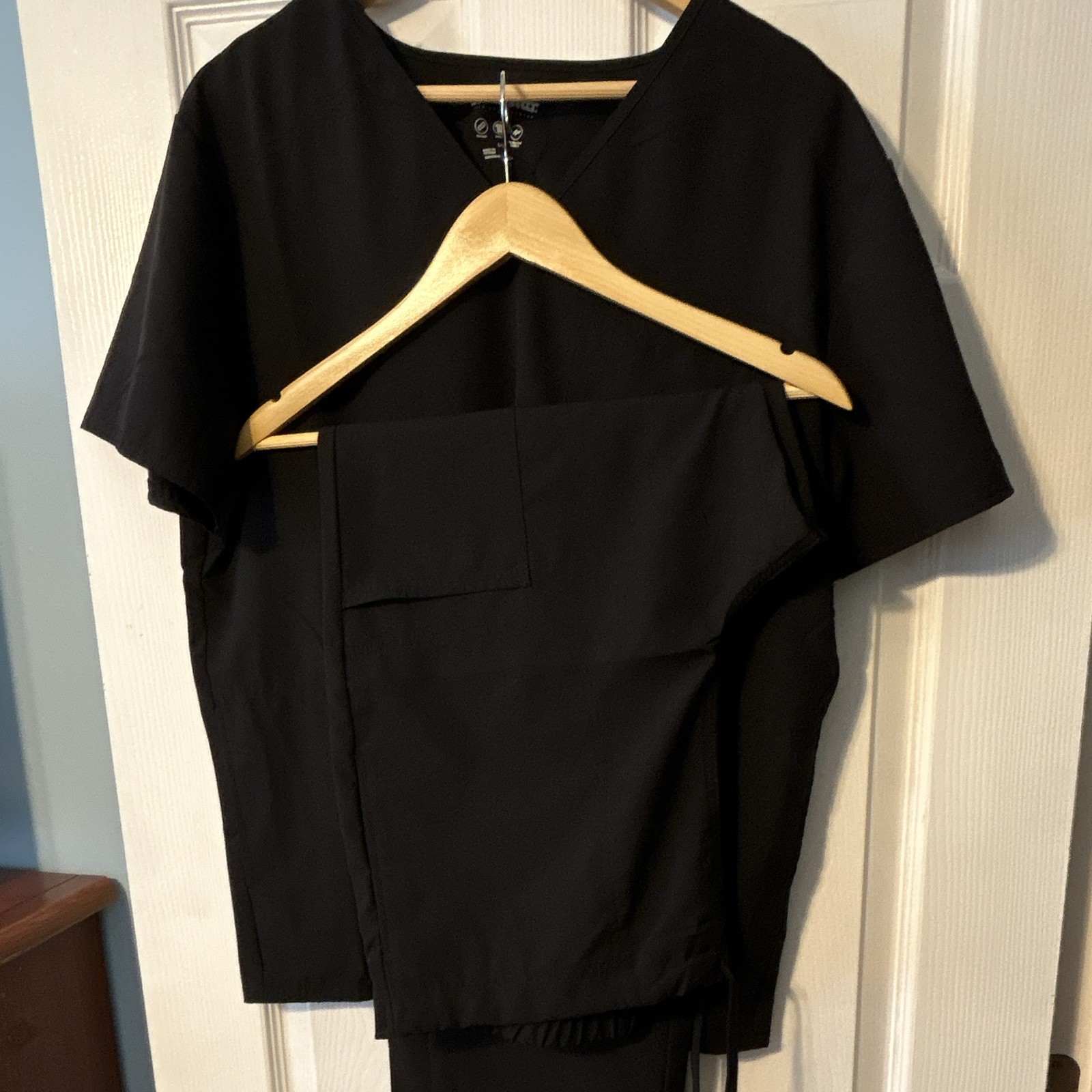 (3 sets) Unisex Black Solid Scrub Set Top & Pants Size L Polyester Knit