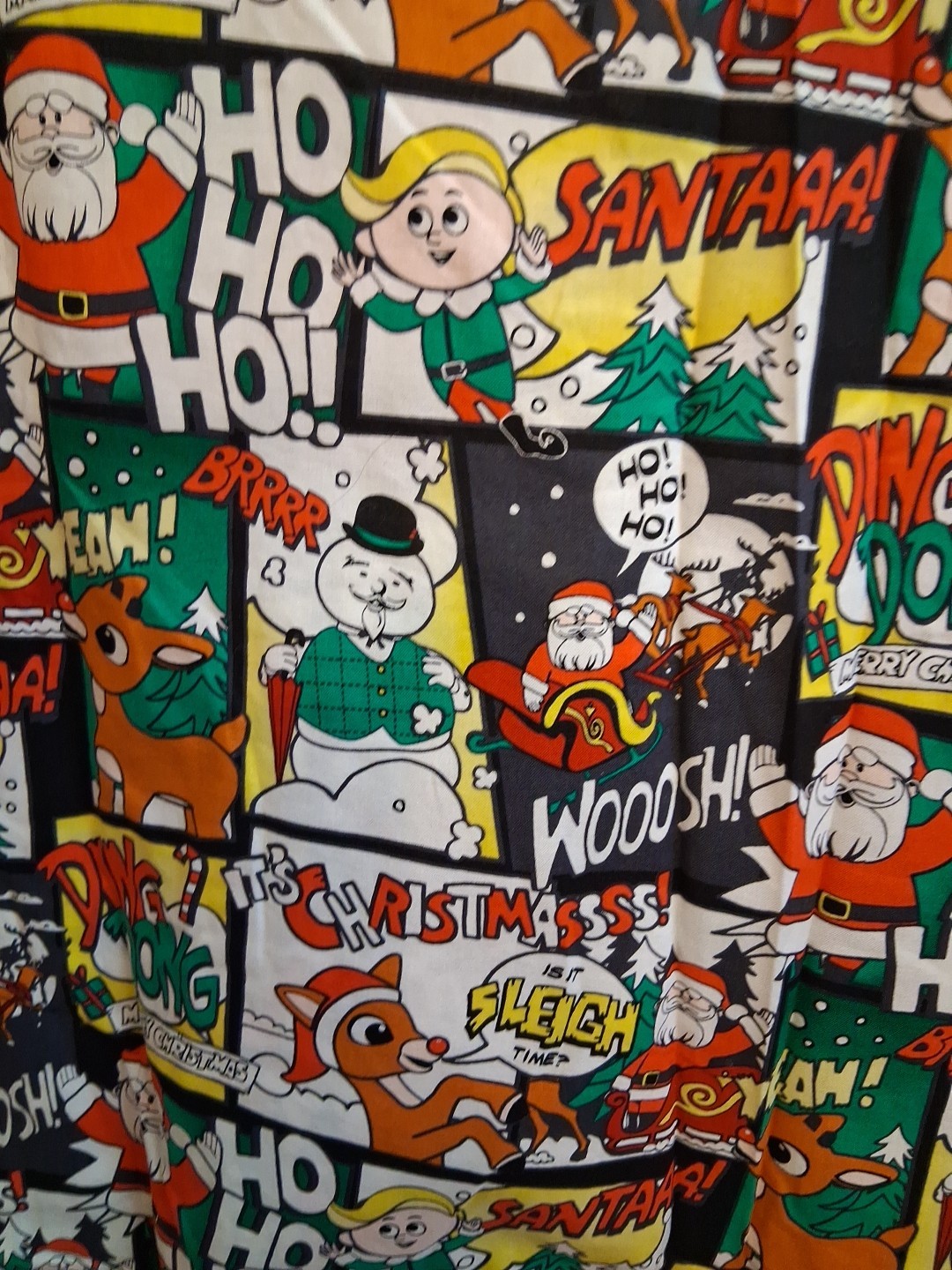 Rudolph The Red Nosed Reindeer Santa Women’s Scrub Top Size Large