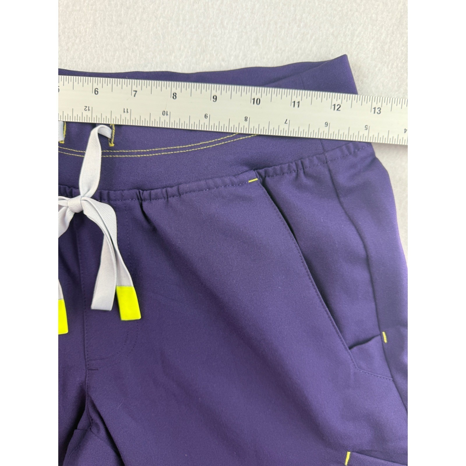 FIGS Soeng Petite Scrub Pants XXS Technical Collection Purple Cargo