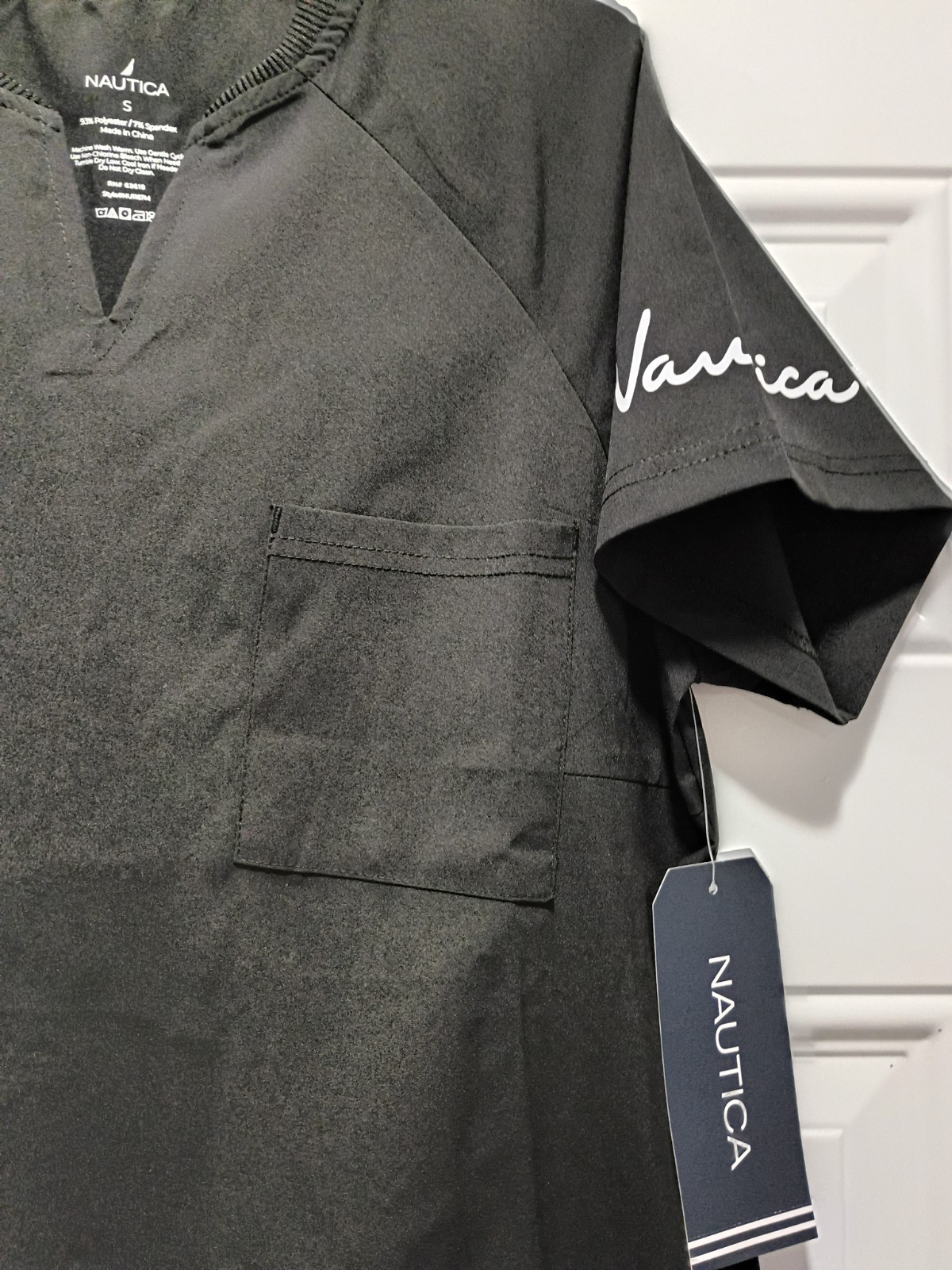 Nautica Women’s Scrub Top S Black Solid Polyester/Spandex Blend NU1167MA