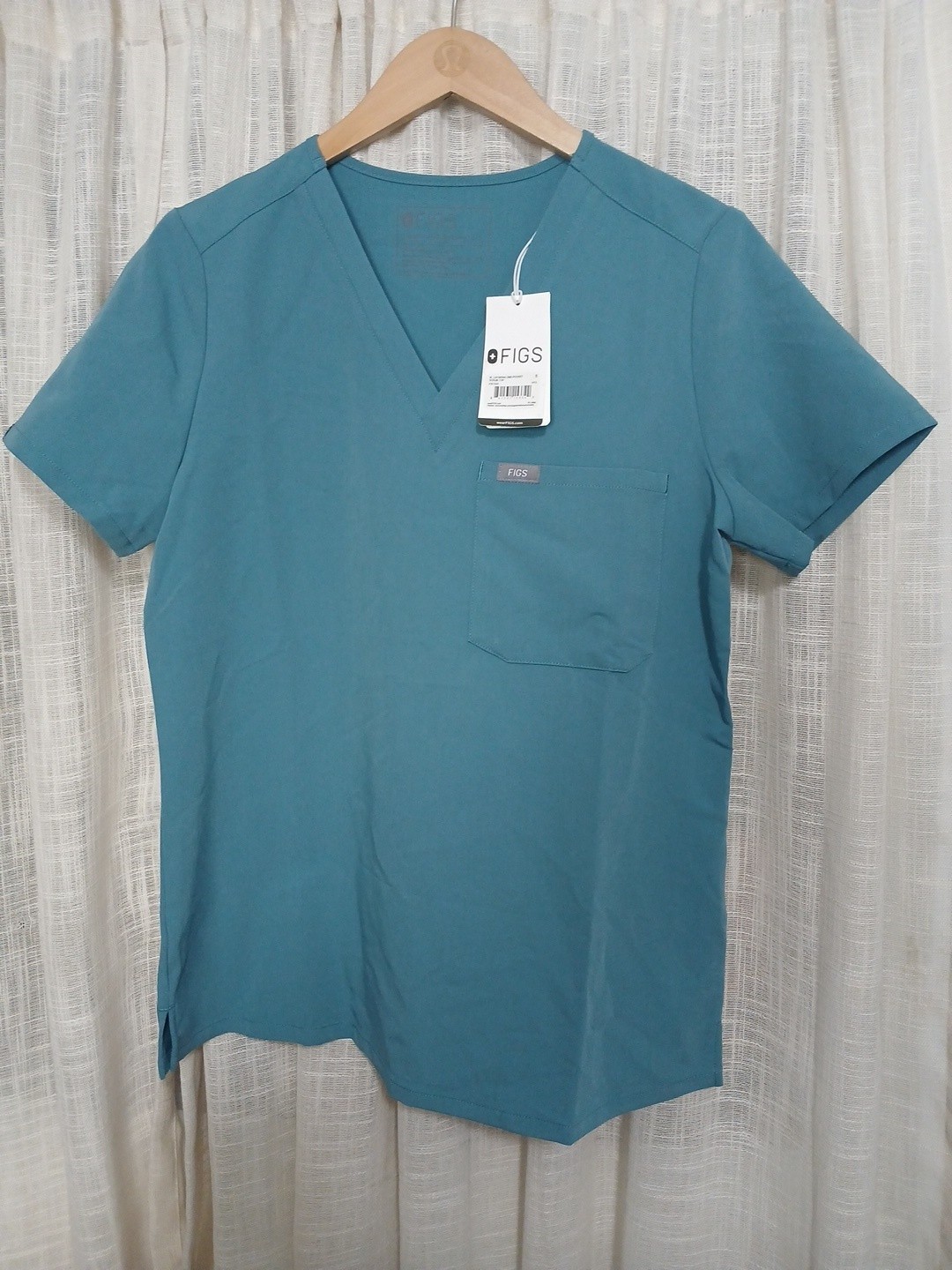 NWT FIGS Catarina One-Pocket Scrub Top Teal Blue Women’s Size S or (19″ PTP)
