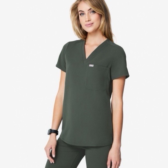 FIGS Catarina Scrub Top Women XS Moss Green V-Neck NWT Medicine Medical Nursing