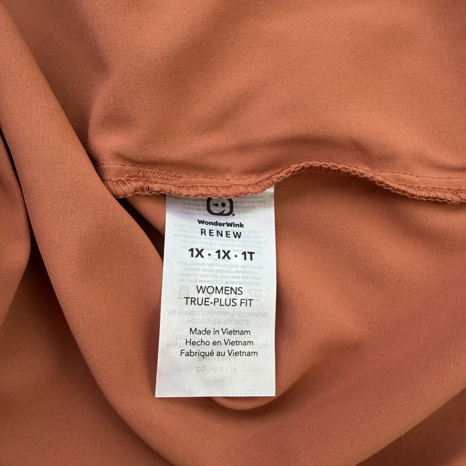 NEW WonderWink RENEW Women’s 6134 V-Neck Scrub Top Clay Color True Plus Fit 1X