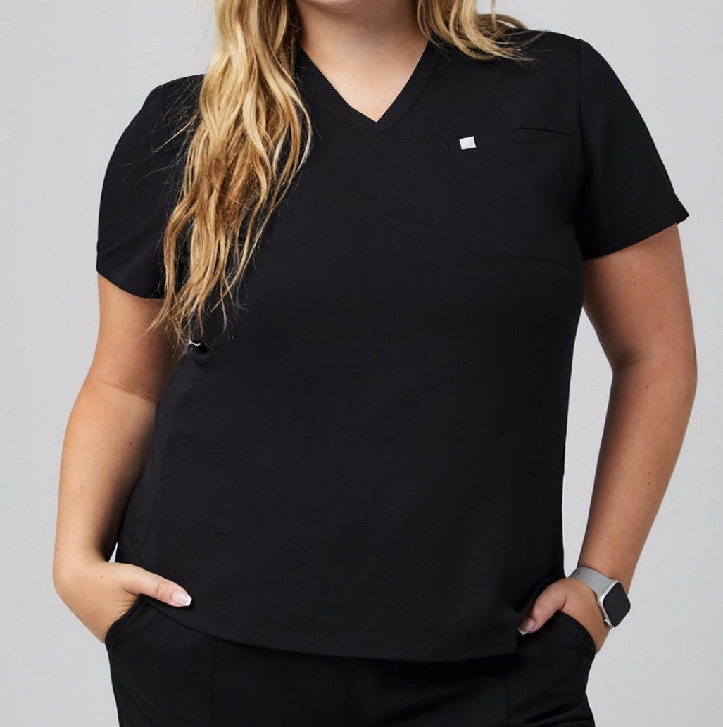 Fabletics Women’s Vital 1 Pocket Scrub Top XXL / 1X Black NWT