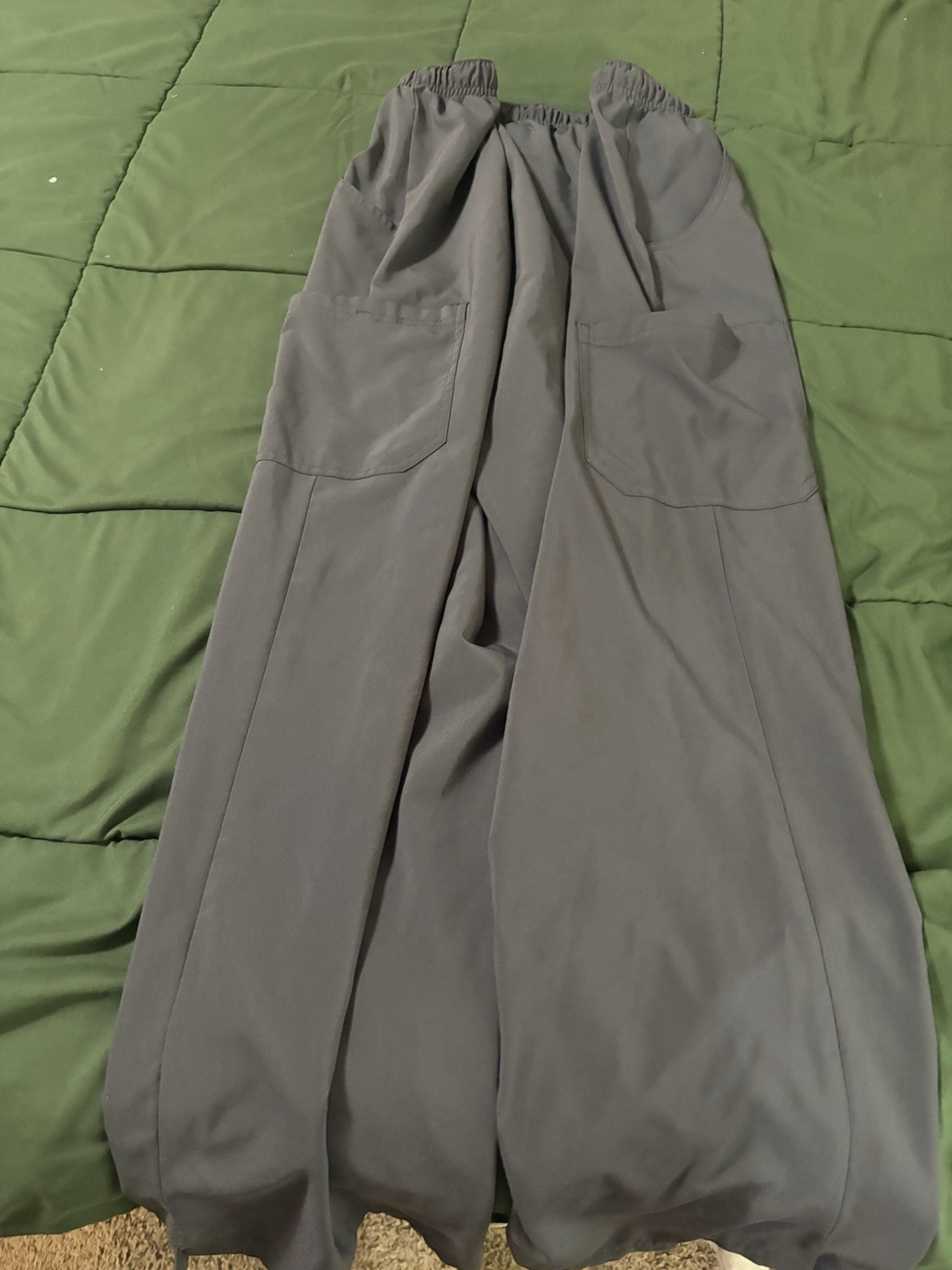 Easy Stretch Women’s L Petite Gray Solid Woven Scrub Pants 93/7 Poly/Spandex