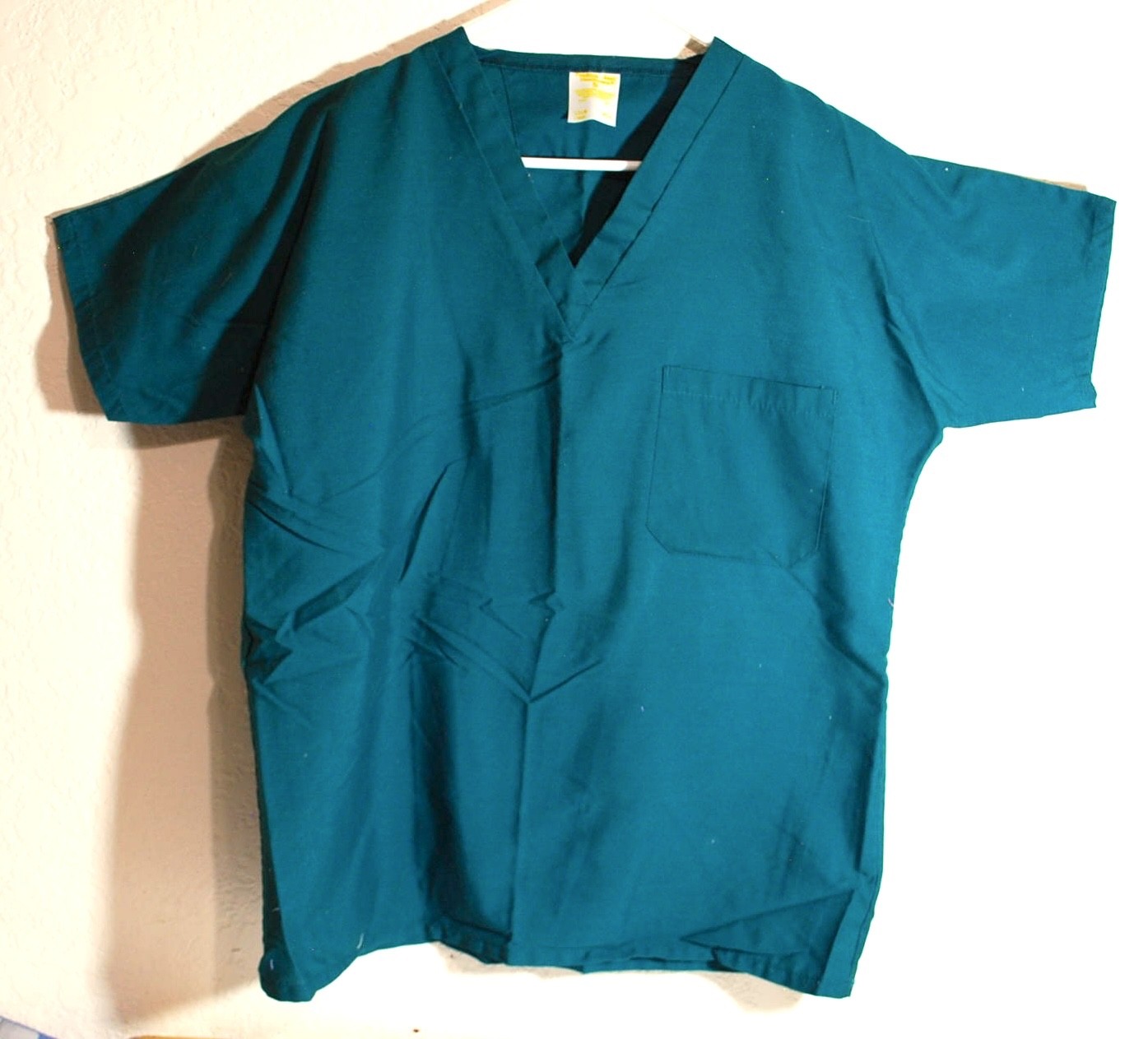 BRAND NEW Fashion Seal Teal V-Neck Scrub Top Healthcare Medical Uniform Small