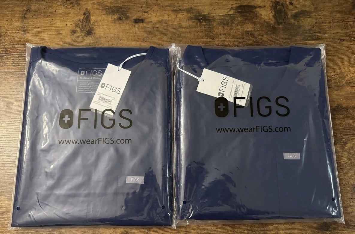 New In Bag: FIGS Men’s 3XL Scrub Set (Navy) – Aya Healthcare Edition