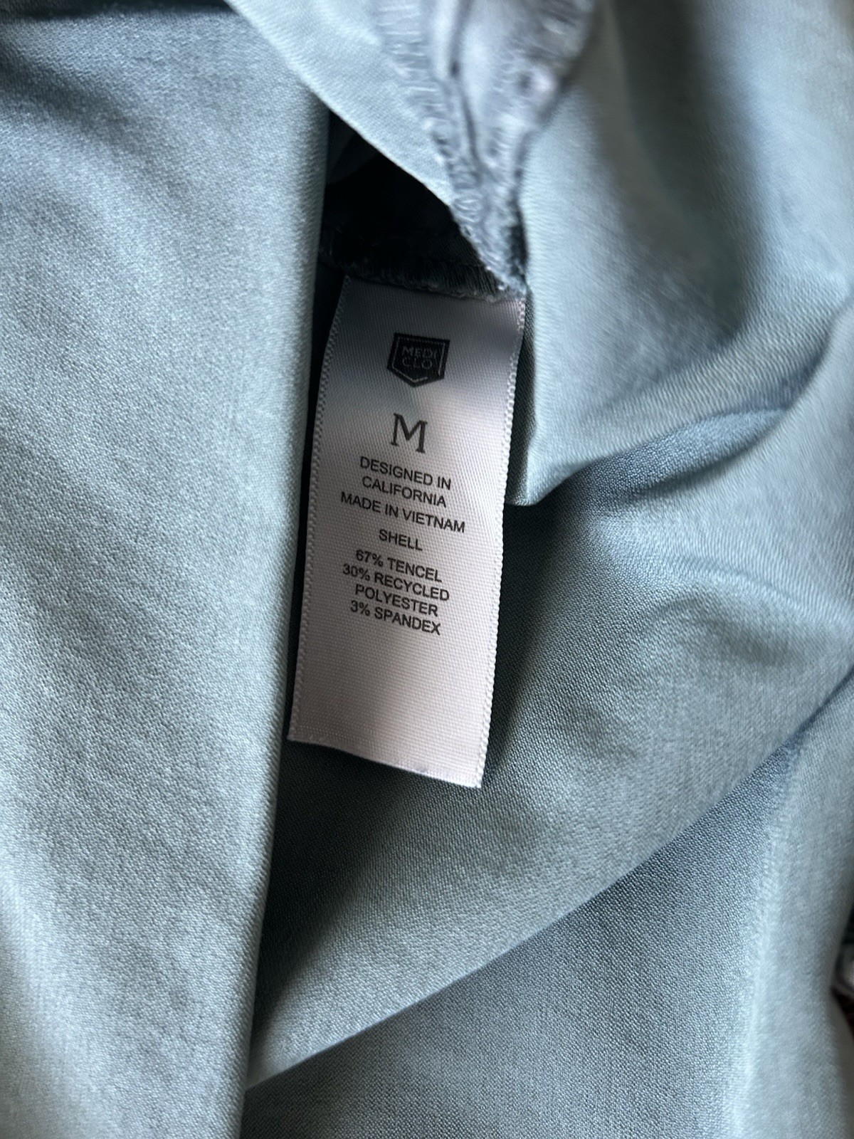 Mediclo Scrub Set Men’s Tencel Sage Green Top Medium Pants Small Regular