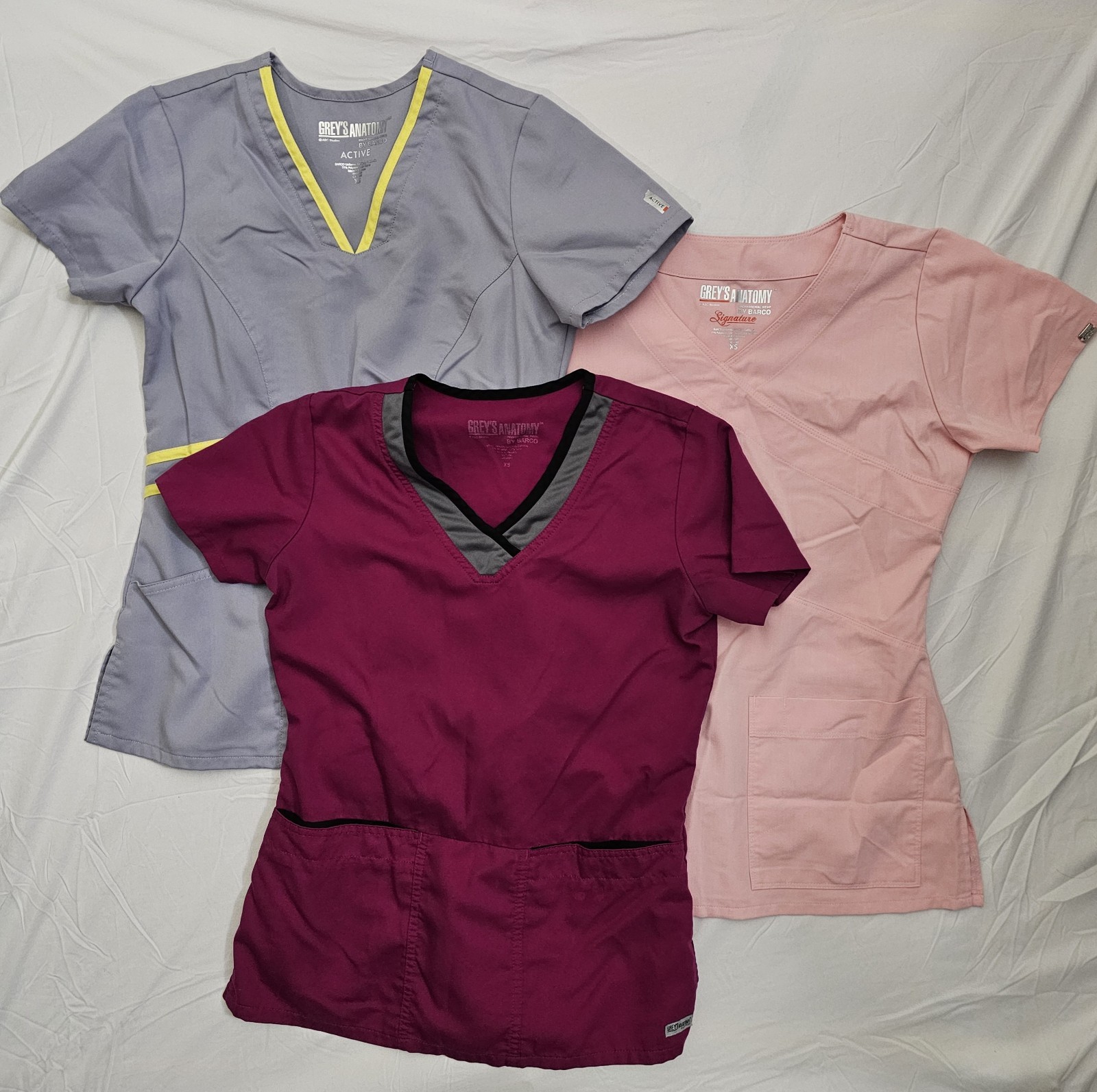 Grey’s Anatomy Scrub Tops XS Women’s Signature Active Regular V-Neck Lot 3