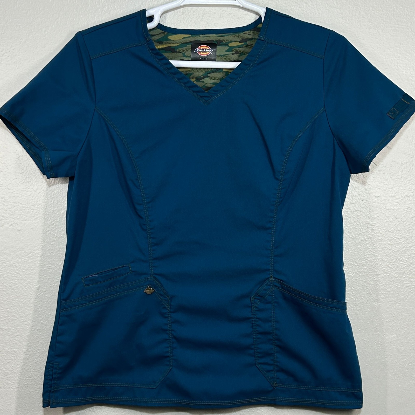 Dickies Scrub Top Womens L Teal VNeck Camo Trim Pocket Medical Work Stretch
