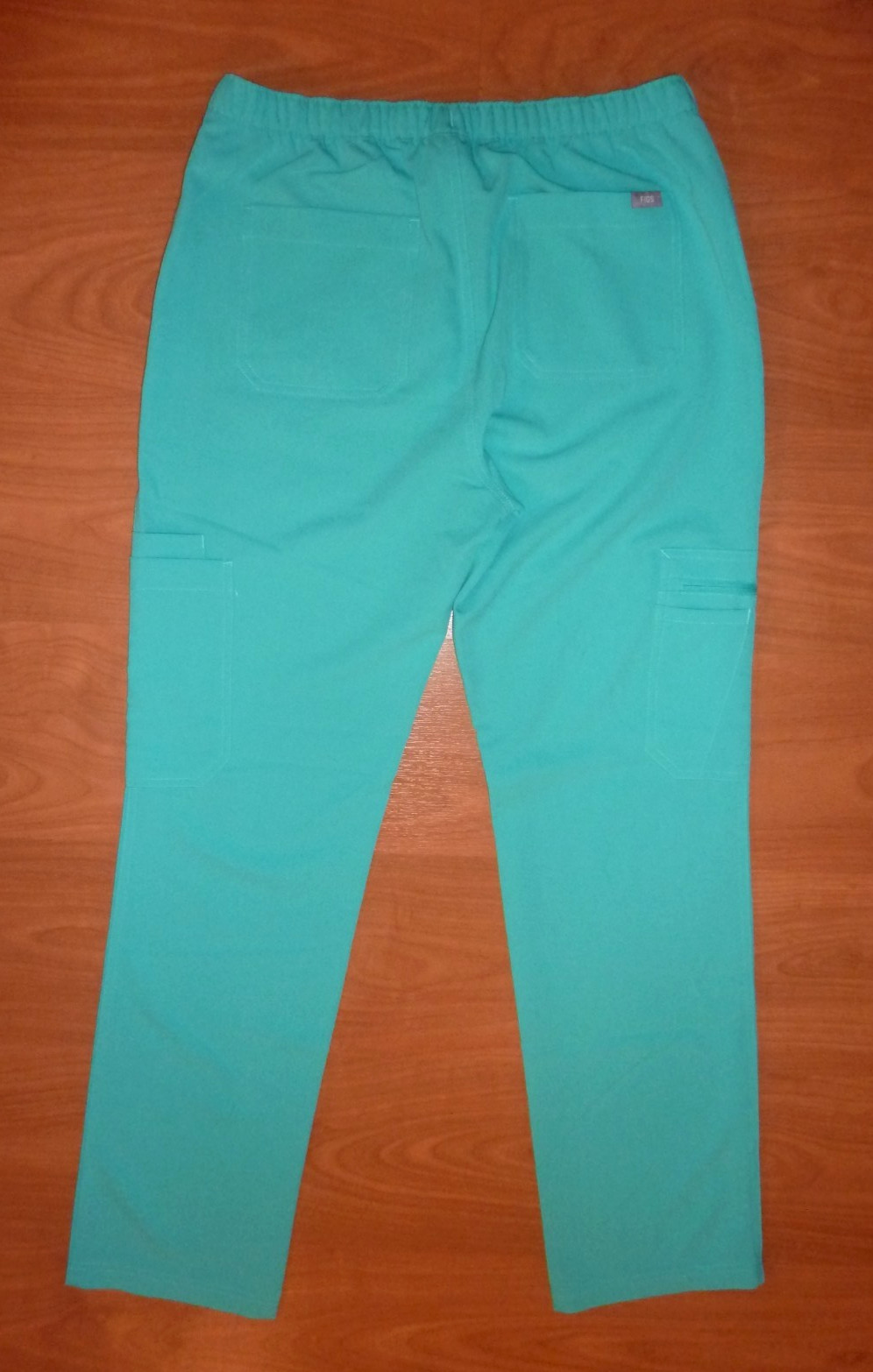 FIGS Cairo Cargo Scrub Pants Men’s Size S Small Tall Aqua Color Style 1000200