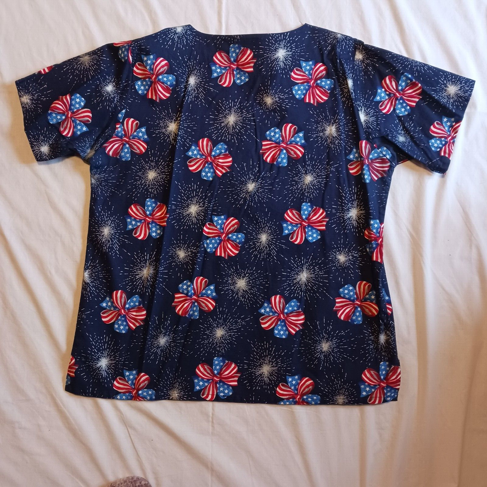 4pc Landau Women’s L Scrubs 4 Tops Floral Flag Horse Butterfly nursing