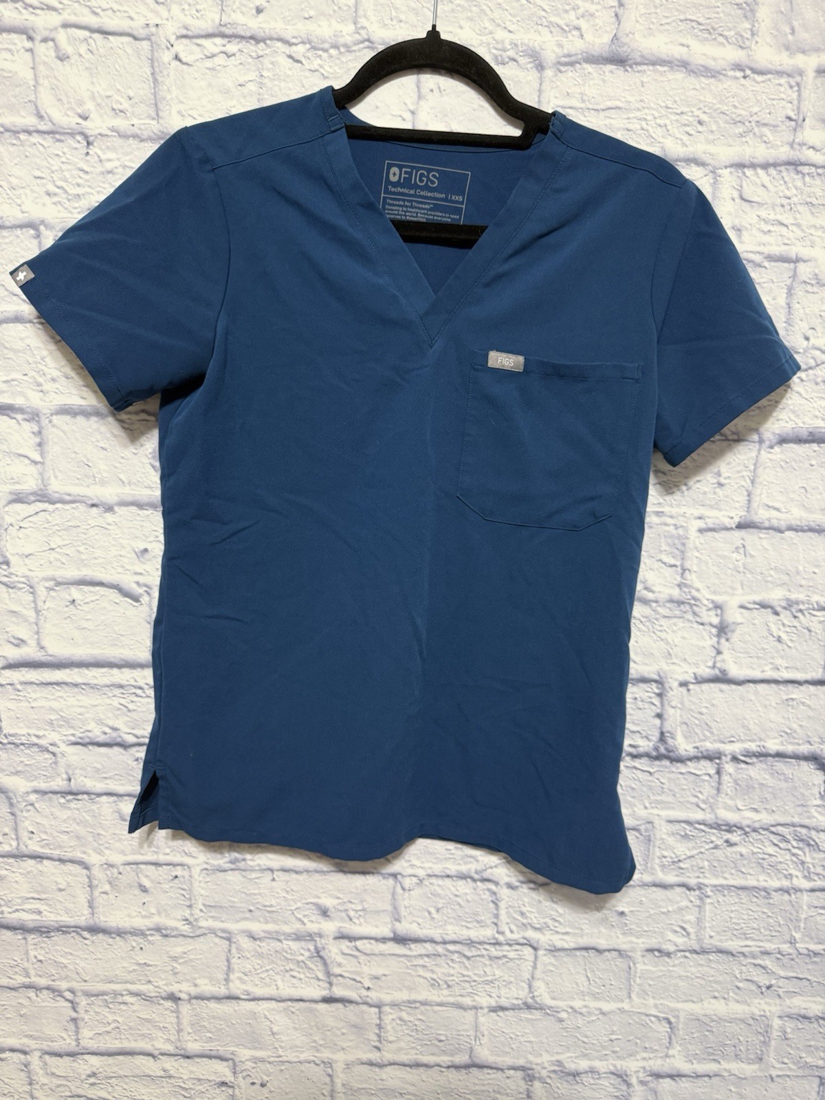 FIGS Catarina One Pocket Scrub Top Pacific Blue Women’s Size XXS Short Sleeves