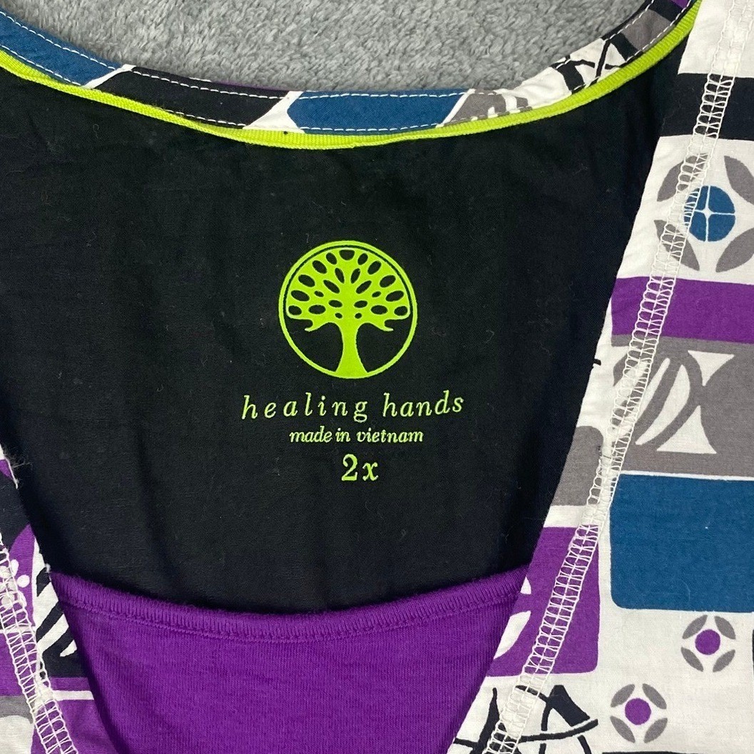 Healing Hands Womens 2X Scrub Top Purple Blue Geometric Mosaic V-Neck 2015X