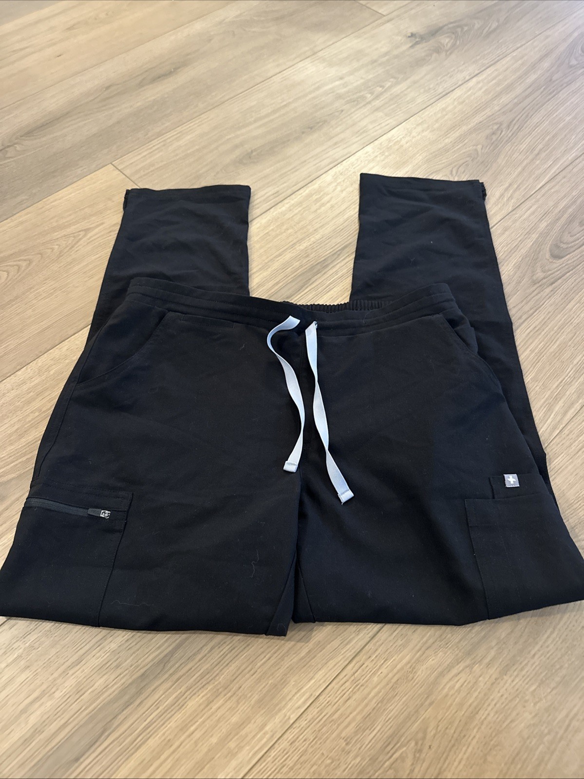 FIGS Technical Collection Scrub Pants Black Womens Medium TW2000R RN 142256
