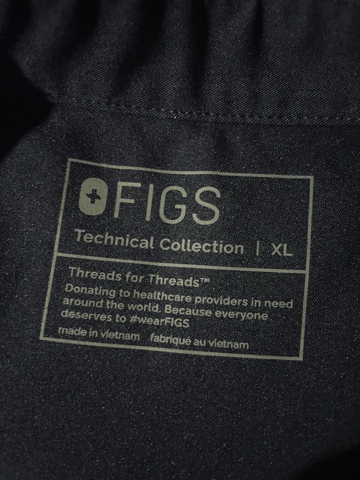 FIGS Women’s XL Rafaela Scrub Top PO 2185 Quiet Navy WXXSW1003 Sleeveless
