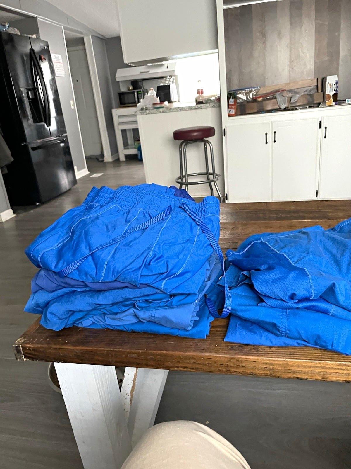 Women’s M 10 pants, 4 tops and 1 jacket all Medium WonderWink, Cherokee, etc.