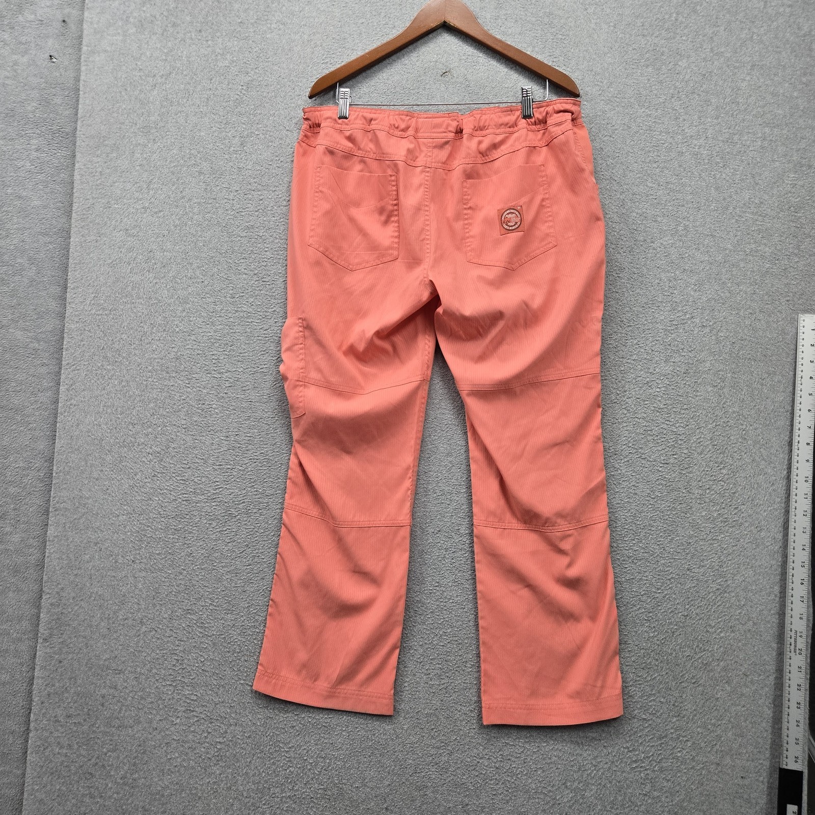 Koi Lite Women Scrub Pants L PETITE Pink Cargo Slim Fit Straight 29″ Inseam